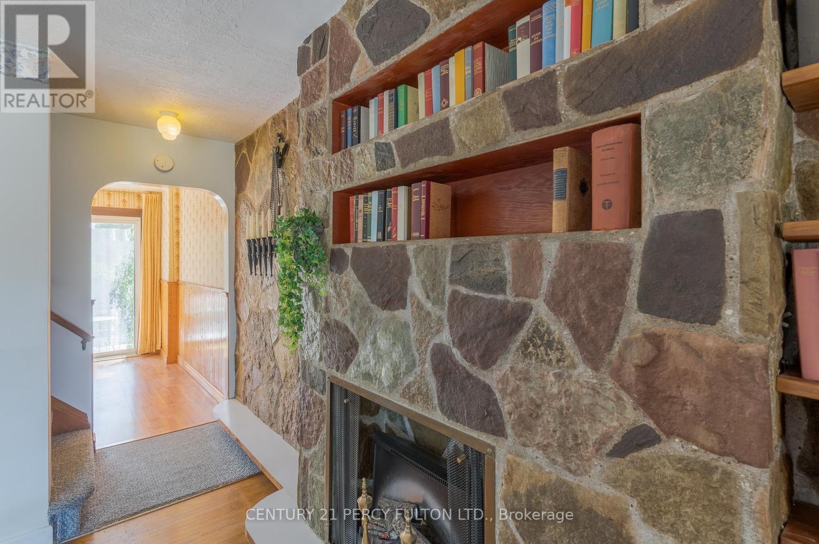 111 Short Avenue, Kawartha Lakes (Lindsay), Ontario  K9V 1J7 - Photo 20 - X12364839