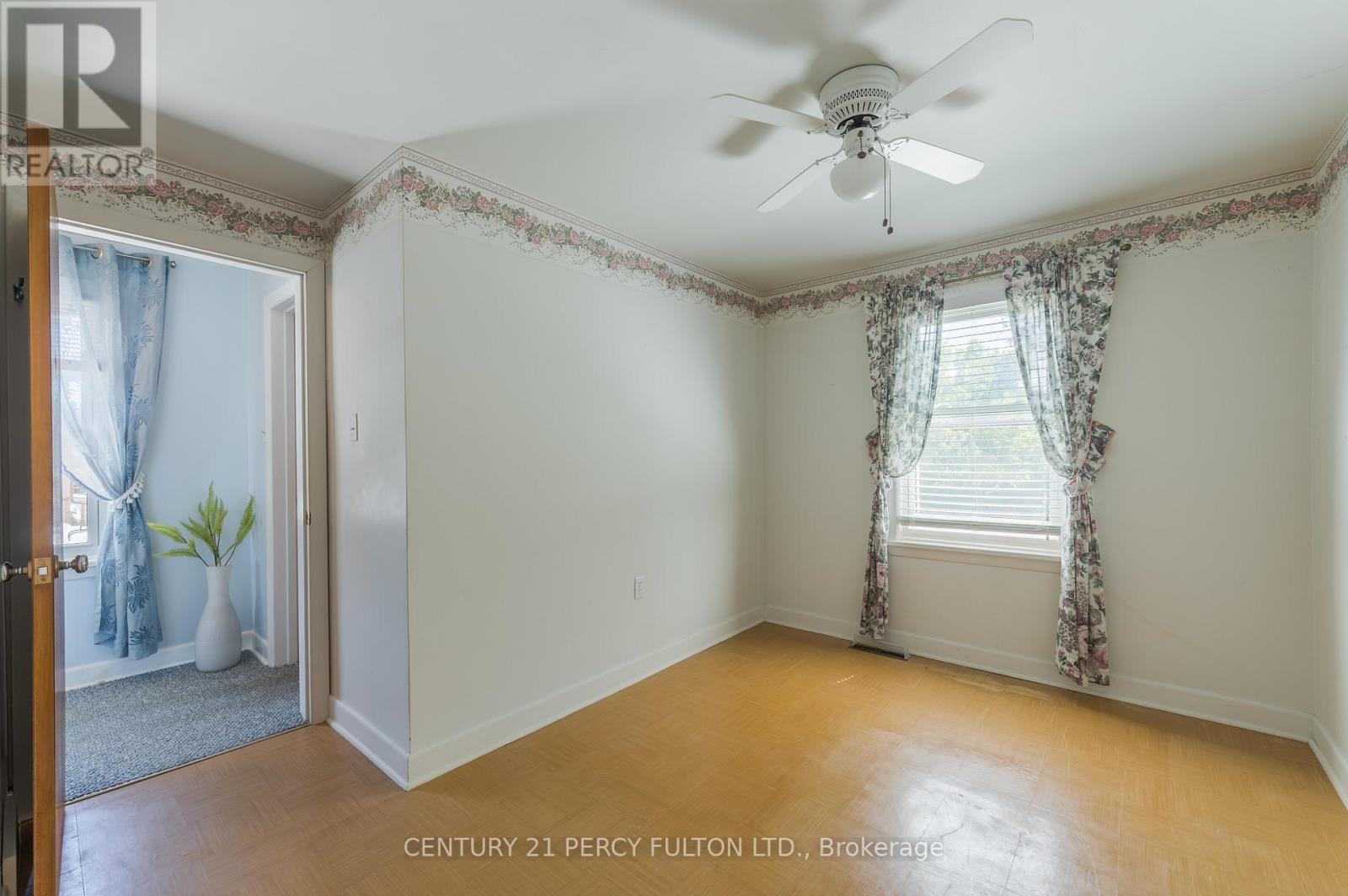 111 Short Avenue, Kawartha Lakes (Lindsay), Ontario  K9V 1J7 - Photo 28 - X12364839