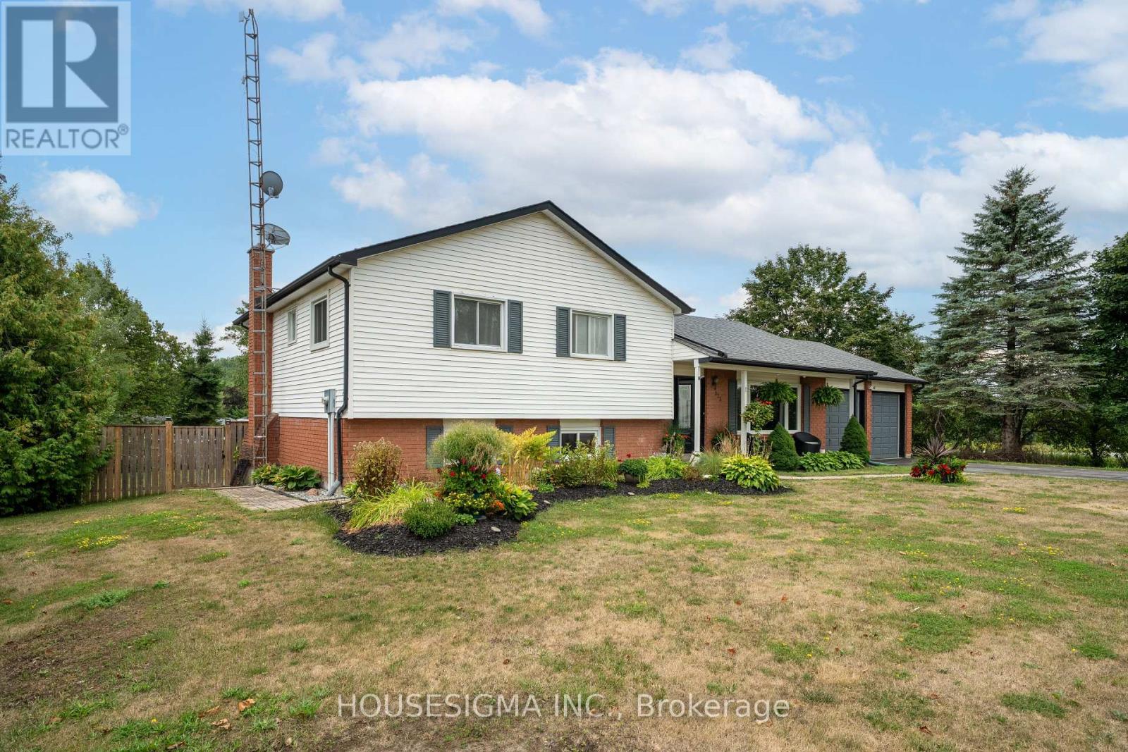 925 Blue Jay Street, Cavan Monaghan (Cavan-Monaghan), Ontario  L0A 1C0 - Photo 12 - X12365097