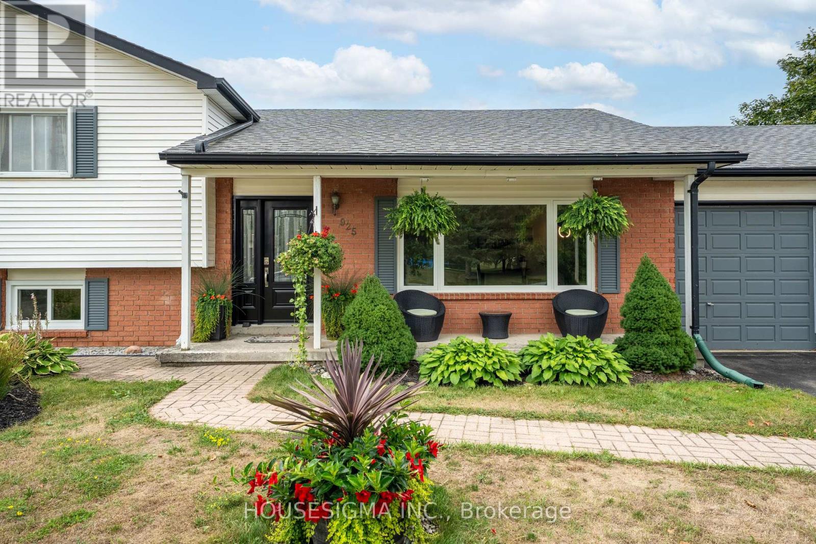 925 Blue Jay Street, Cavan Monaghan (Cavan-Monaghan), Ontario  L0A 1C0 - Photo 14 - X12365097