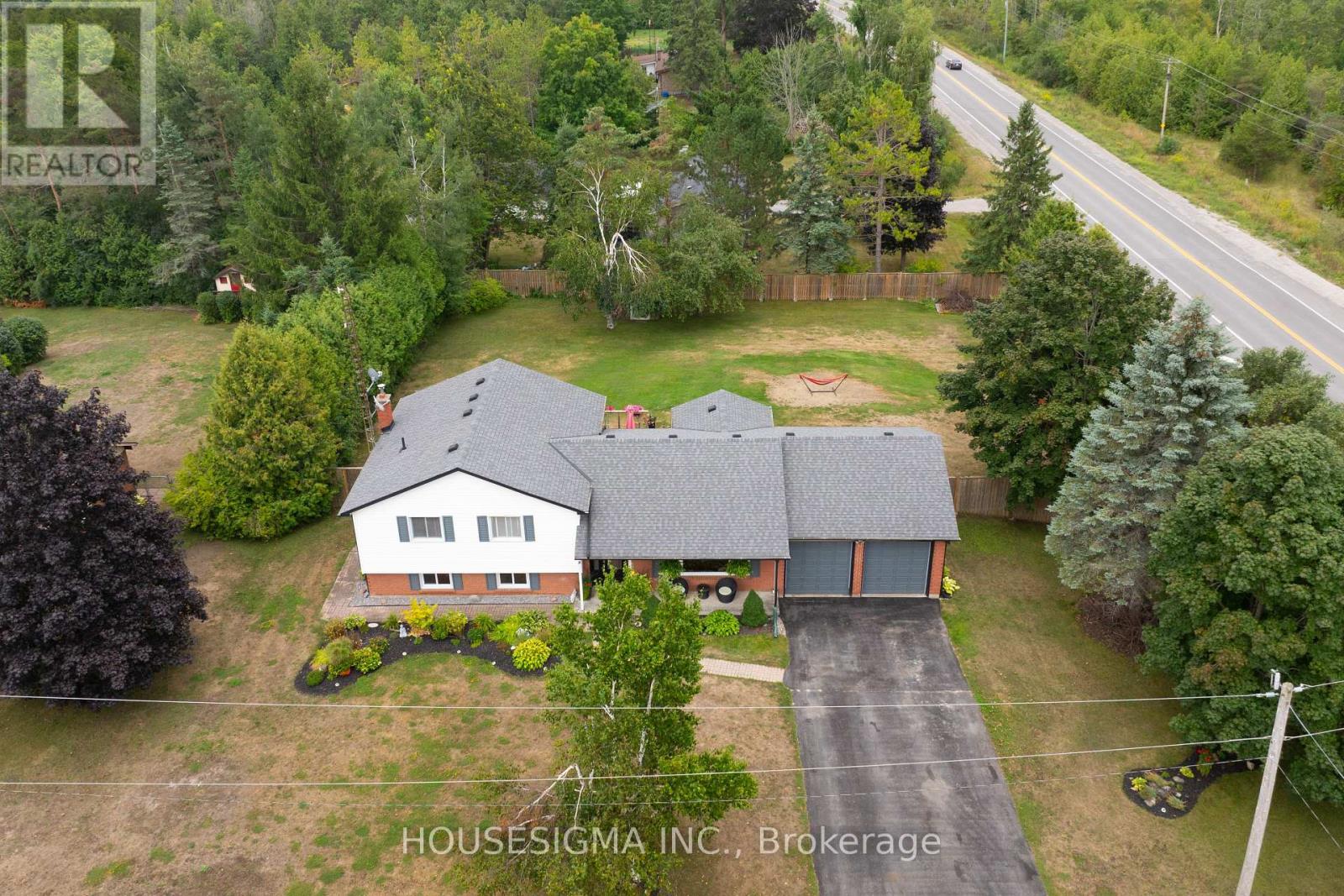 925 Blue Jay Street, Cavan Monaghan (Cavan-Monaghan), Ontario  L0A 1C0 - Photo 4 - X12365097