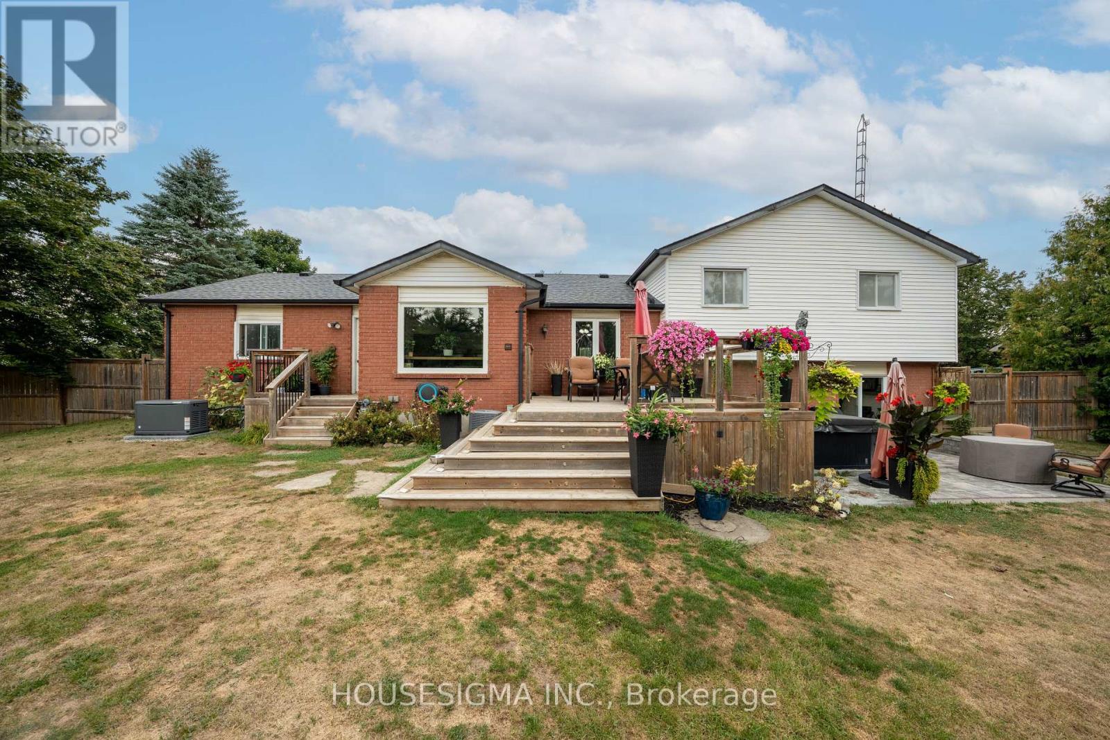 925 Blue Jay Street, Cavan Monaghan (Cavan-Monaghan), Ontario  L0A 1C0 - Photo 42 - X12365097