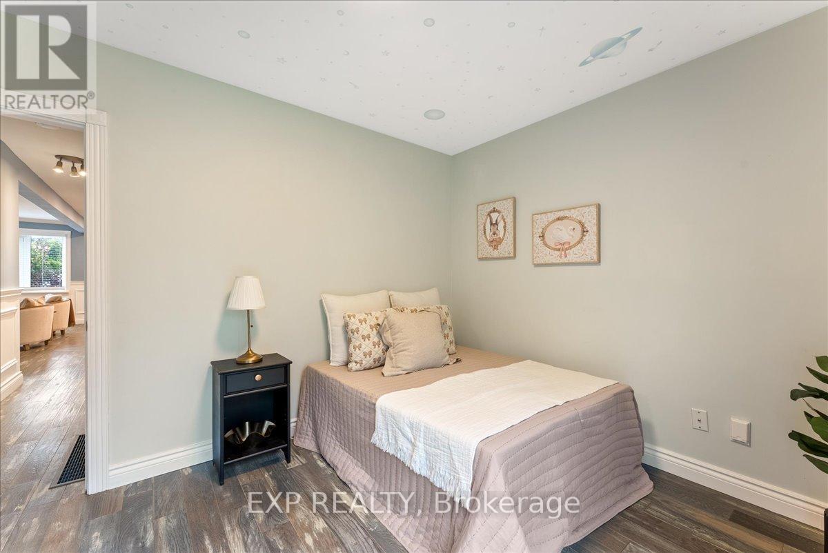 621 Orpington Road, Peterborough (Otonabee Ward 1), Ontario  K9J 4A5 - Photo 18 - X12365603