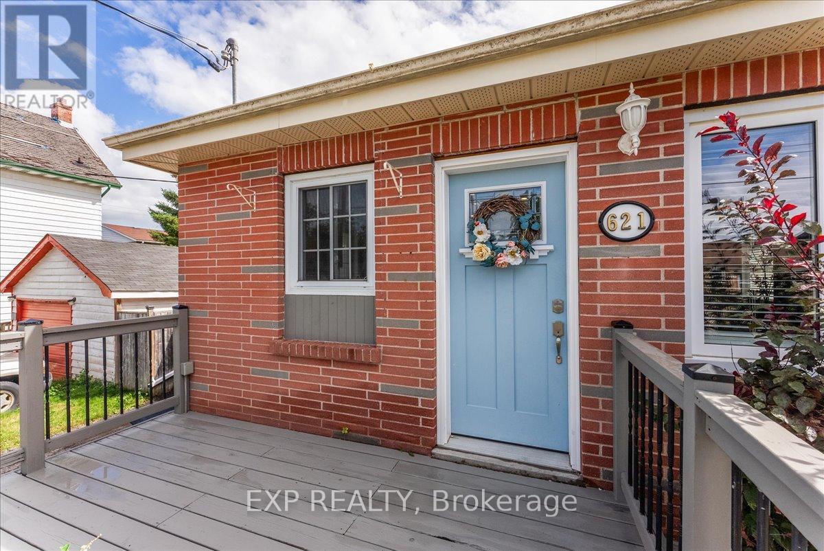 621 Orpington Road, Peterborough (Otonabee Ward 1), Ontario  K9J 4A5 - Photo 3 - X12365603