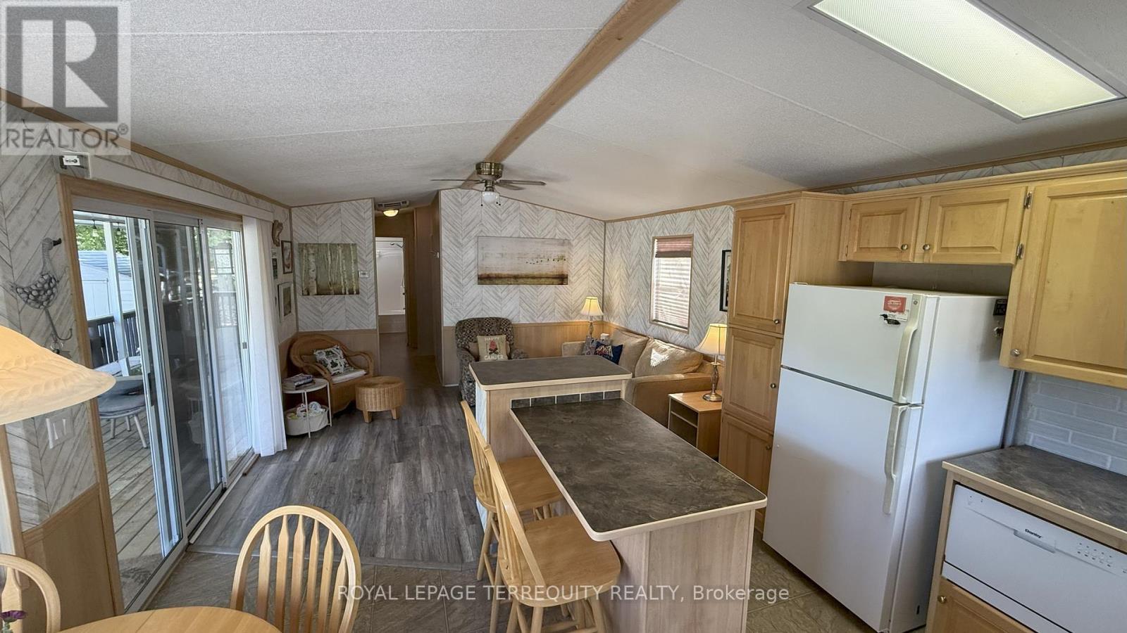 328 Rockview Road, Selwyn, Ontario  K0L 2H0 - Photo 10 - X12365904
