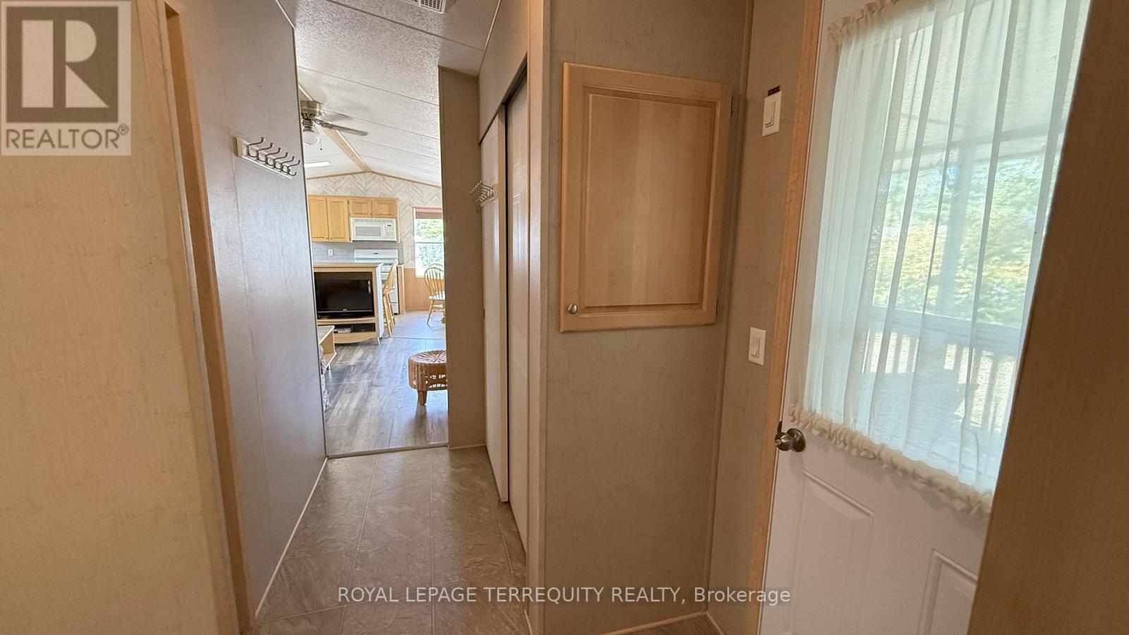 328 Rockview Road, Selwyn, Ontario  K0L 2H0 - Photo 16 - X12365904