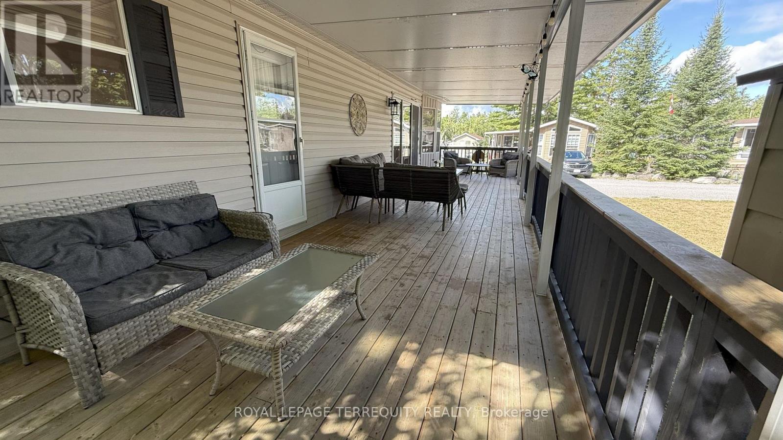 328 Rockview Road, Selwyn, Ontario  K0L 2H0 - Photo 4 - X12365904