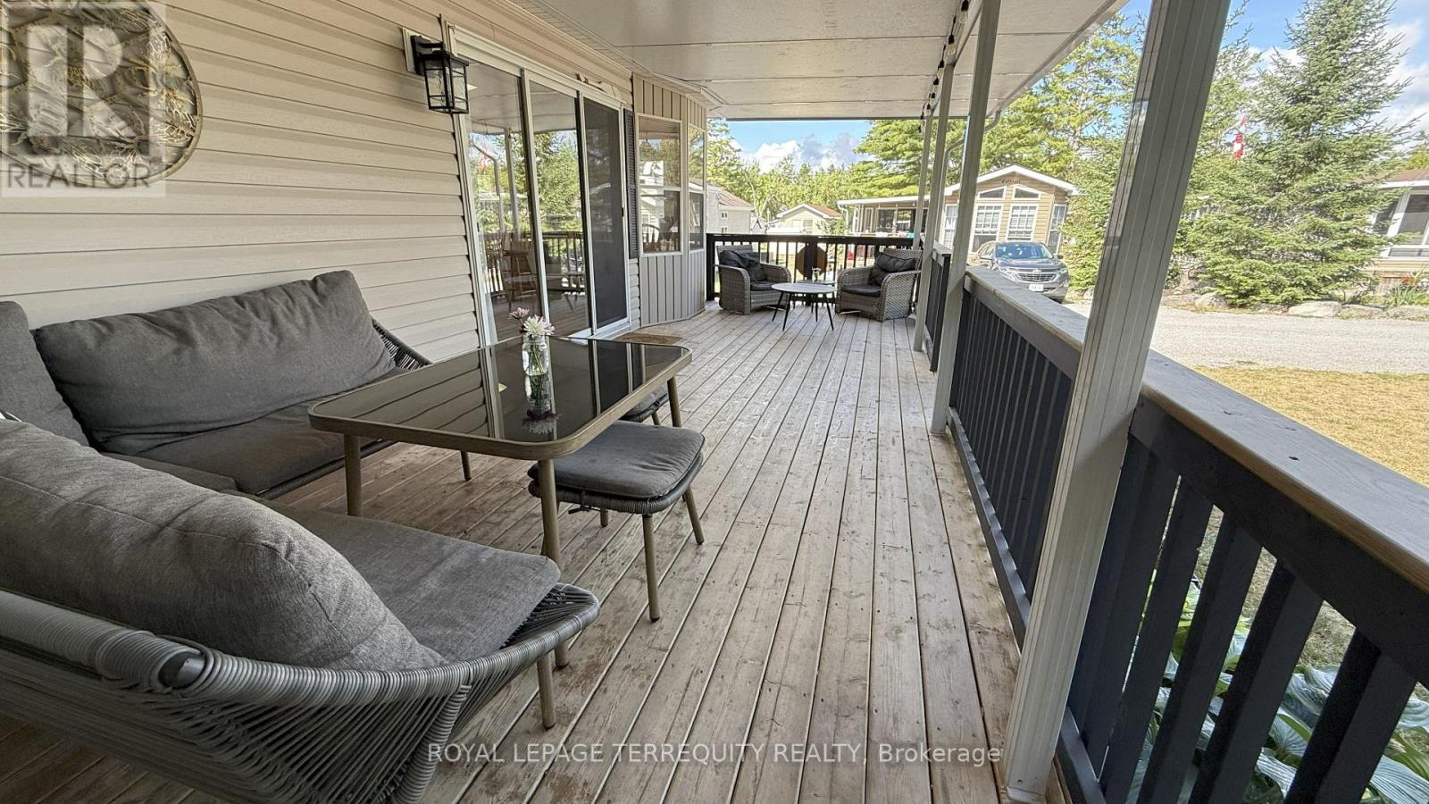 328 Rockview Road, Selwyn, Ontario  K0L 2H0 - Photo 5 - X12365904