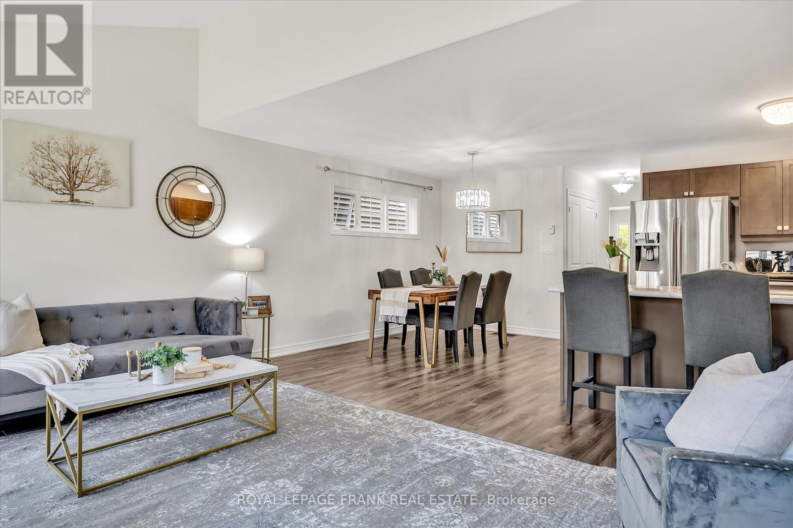 562 Grange Way, Peterborough (Northcrest Ward 5), Ontario  K9H 0G5 - Photo 16 - X12366157