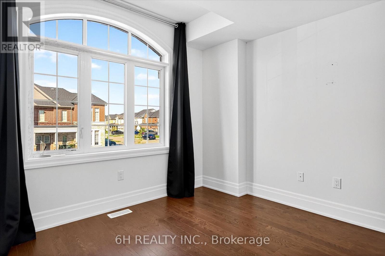14 Fernridge Heights, Cavan Monaghan (Cavan Twp), Ontario  L0A 1G0 - Photo 33 - X12366381