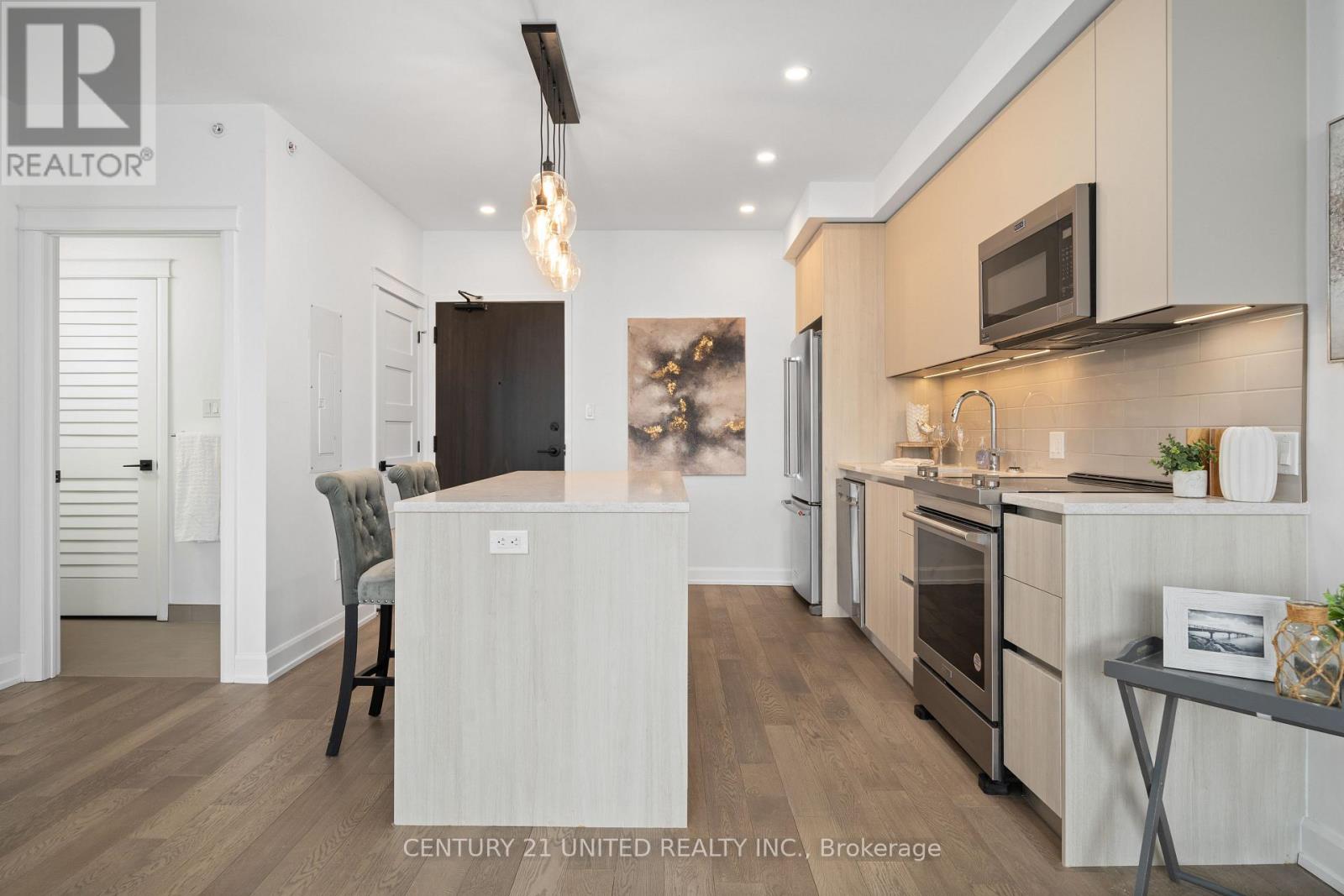 605 - 195 Hunter Street E, Peterborough (Ashburnham Ward 4), Ontario  K9H 1G9 - Photo 11 - X12366544