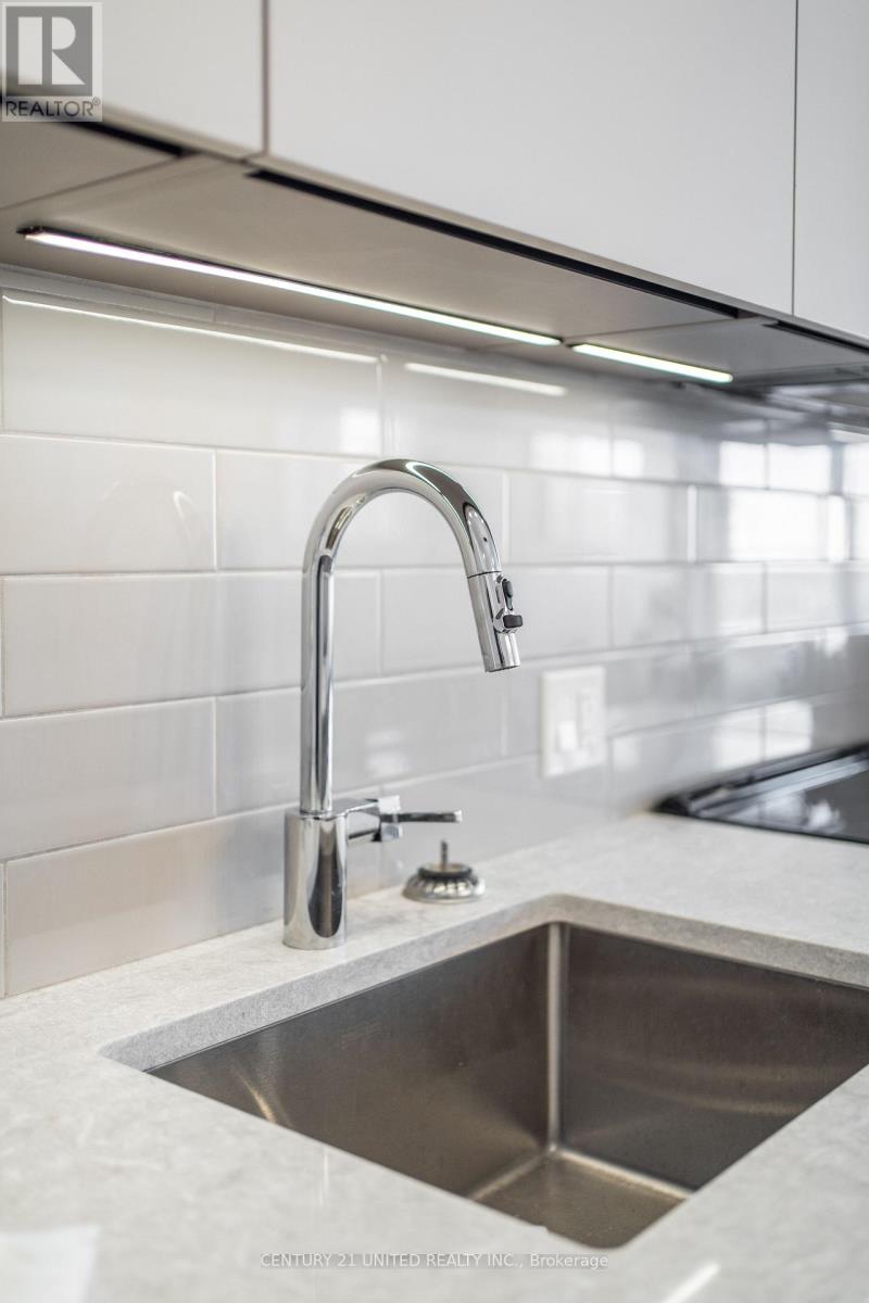 605 - 195 Hunter Street E, Peterborough (Ashburnham Ward 4), Ontario  K9H 1G9 - Photo 6 - X12366544