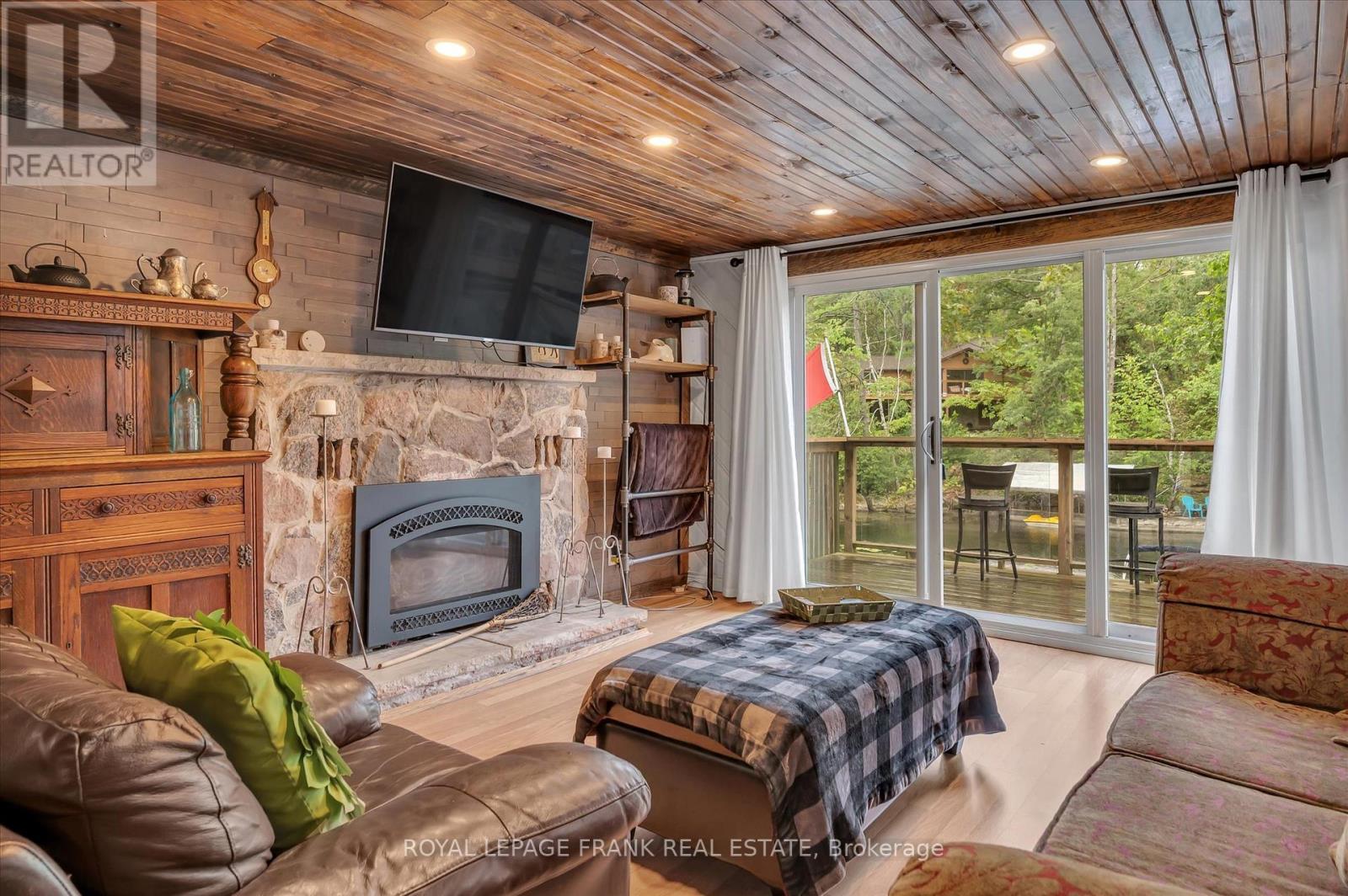 3571 Harbour Point Lane, Selwyn, Ontario  K0L 2H0 - Photo 17 - X12366601