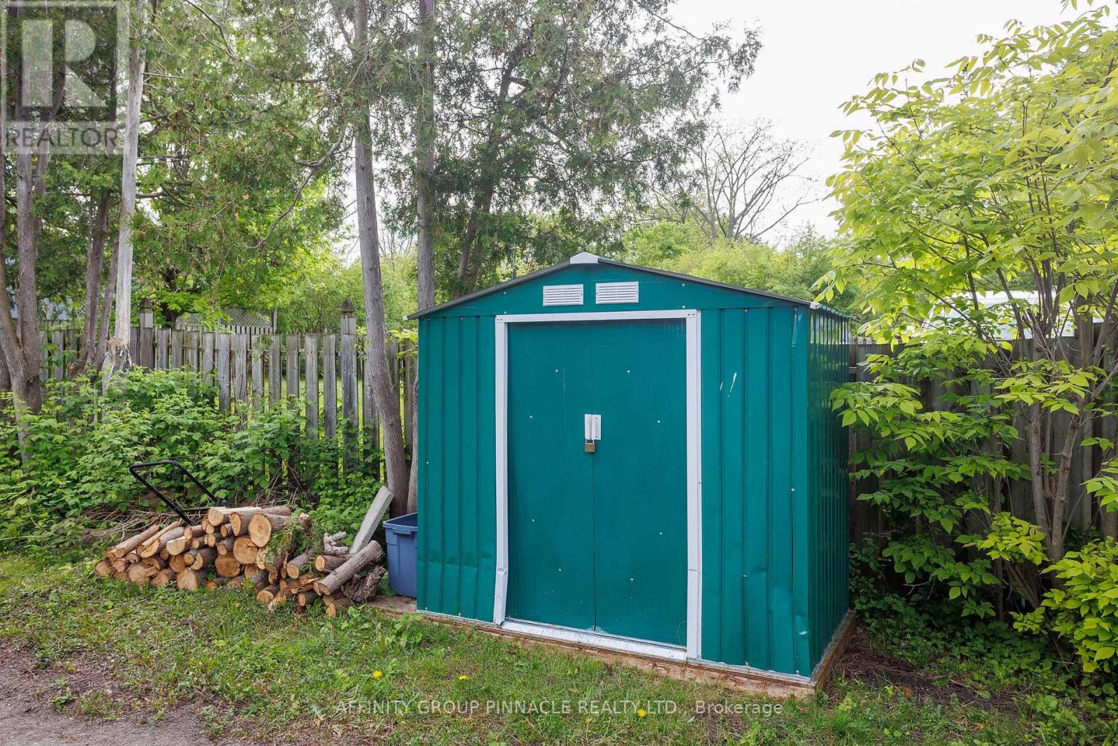 221 Kent Street W, Kawartha Lakes (Lindsay), Ontario  K9V 2Z1 - Photo 43 - X12366640