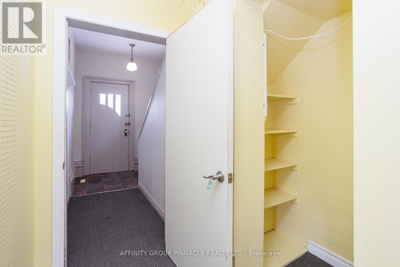 221 Kent Street W, Kawartha Lakes (Lindsay), Ontario  K9V 2Z1 - Photo 29 - X12366642