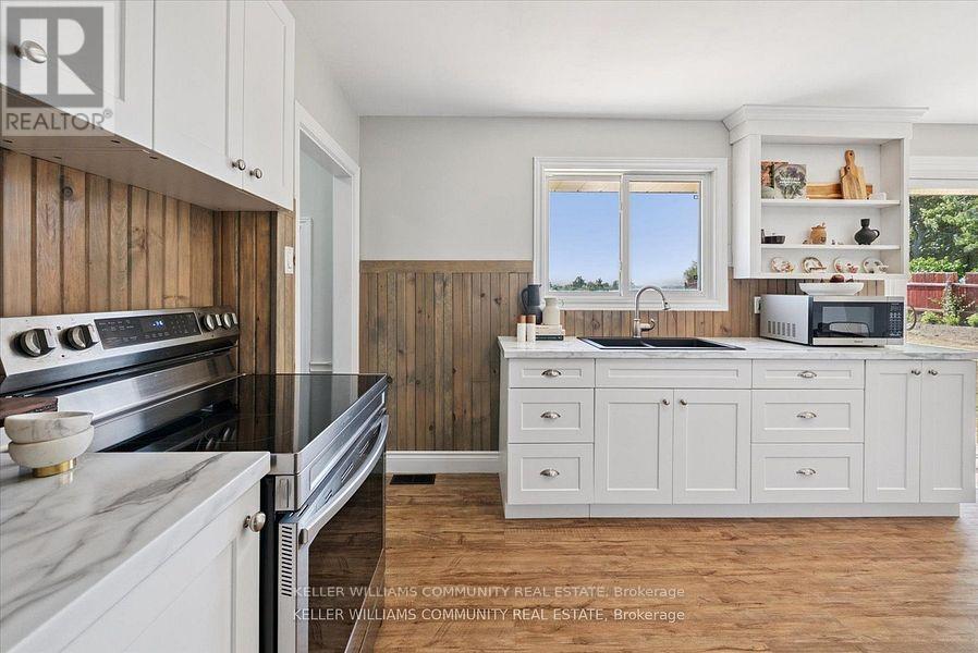 1930 Mcnamara Road, Peterborough (Ashburnham Ward 4), Ontario  K9J 0E2 - Photo 15 - X12366803