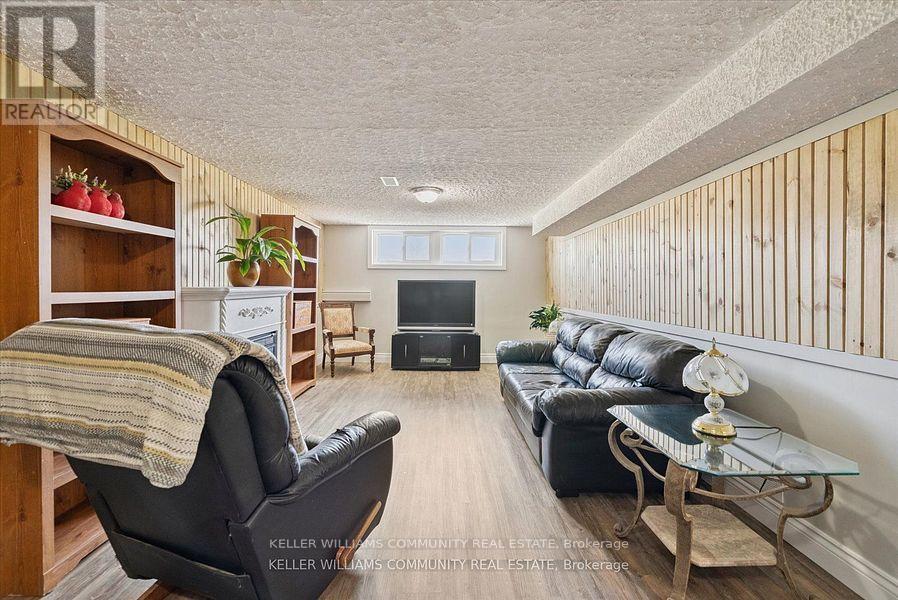 1930 Mcnamara Road, Peterborough (Ashburnham Ward 4), Ontario  K9J 0E2 - Photo 26 - X12366803