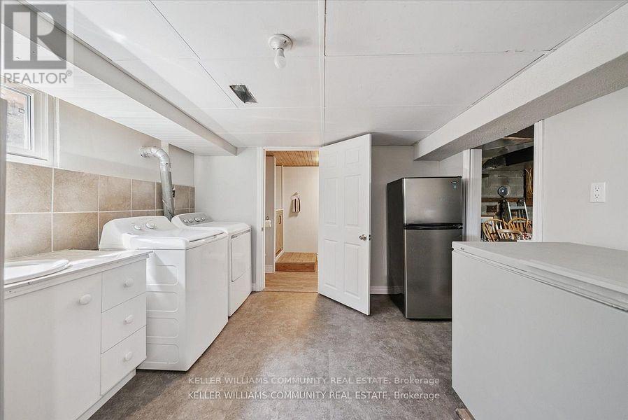 1930 Mcnamara Road, Peterborough (Ashburnham Ward 4), Ontario  K9J 0E2 - Photo 32 - X12366803