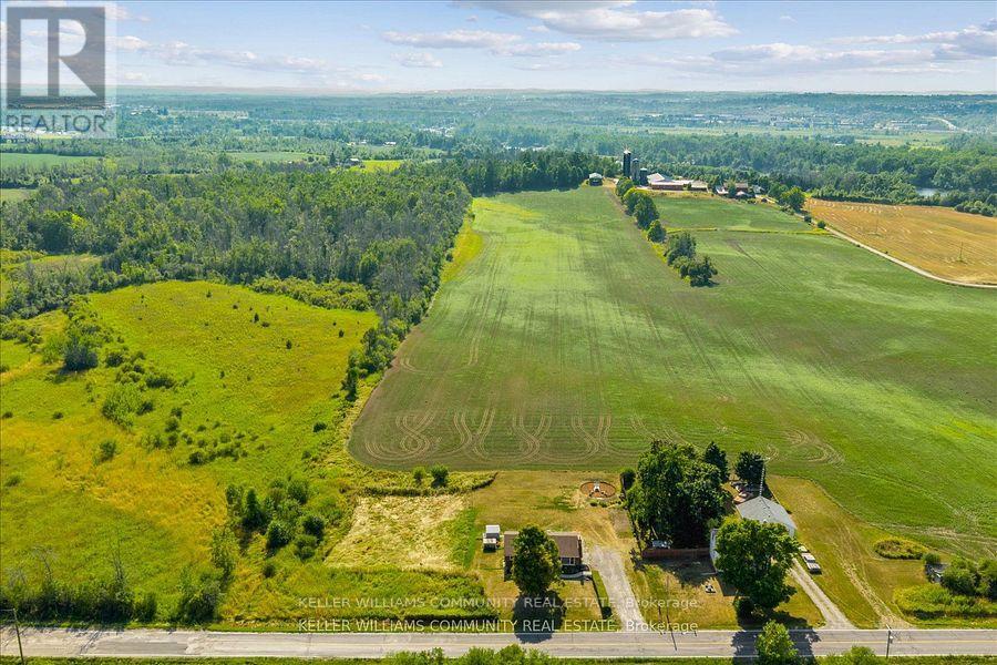 1930 Mcnamara Road, Peterborough (Ashburnham Ward 4), Ontario  K9J 0E2 - Photo 39 - X12366803