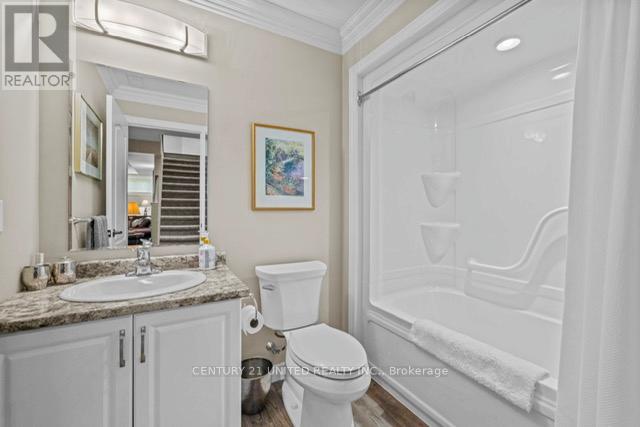 160 - 301 Carnegie Avenue, Peterborough (Northcrest Ward 5), Ontario  K9L 0E9 - Photo 22 - X12366899