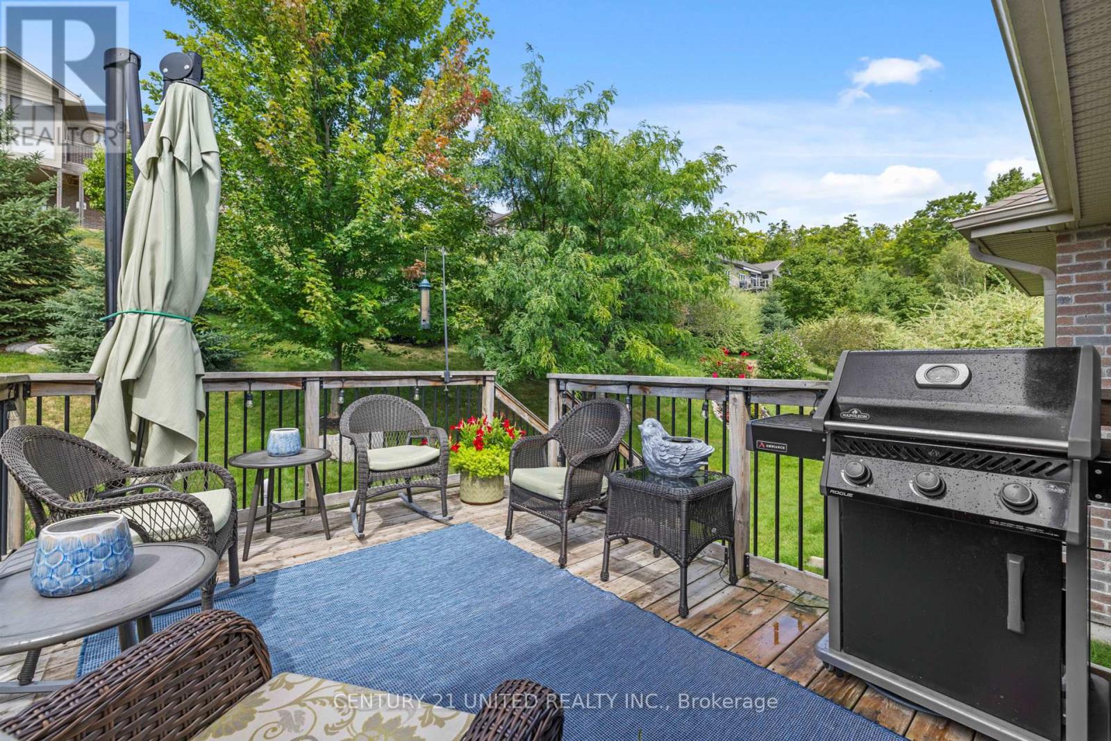 160 - 301 Carnegie Avenue, Peterborough (Northcrest Ward 5), Ontario  K9L 0E9 - Photo 5 - X12366899