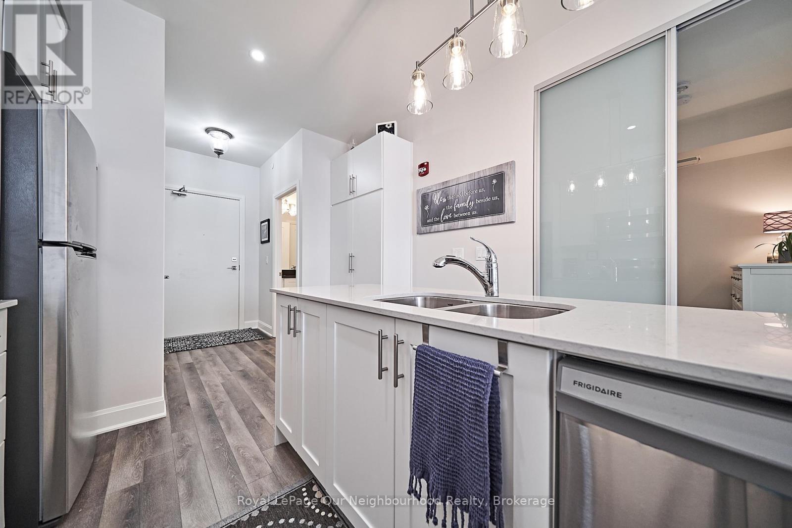218 - 50 Lakebreeze Drive, Clarington (Newcastle), Ontario  L1B 0V9 - Photo 11 - E12367913