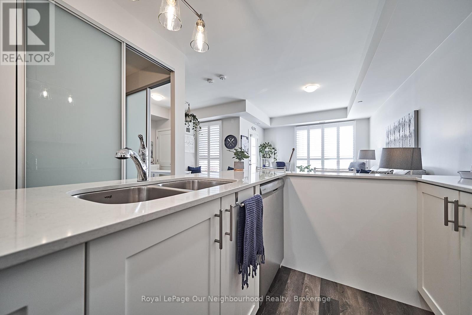 218 - 50 Lakebreeze Drive, Clarington (Newcastle), Ontario  L1B 0V9 - Photo 12 - E12367913