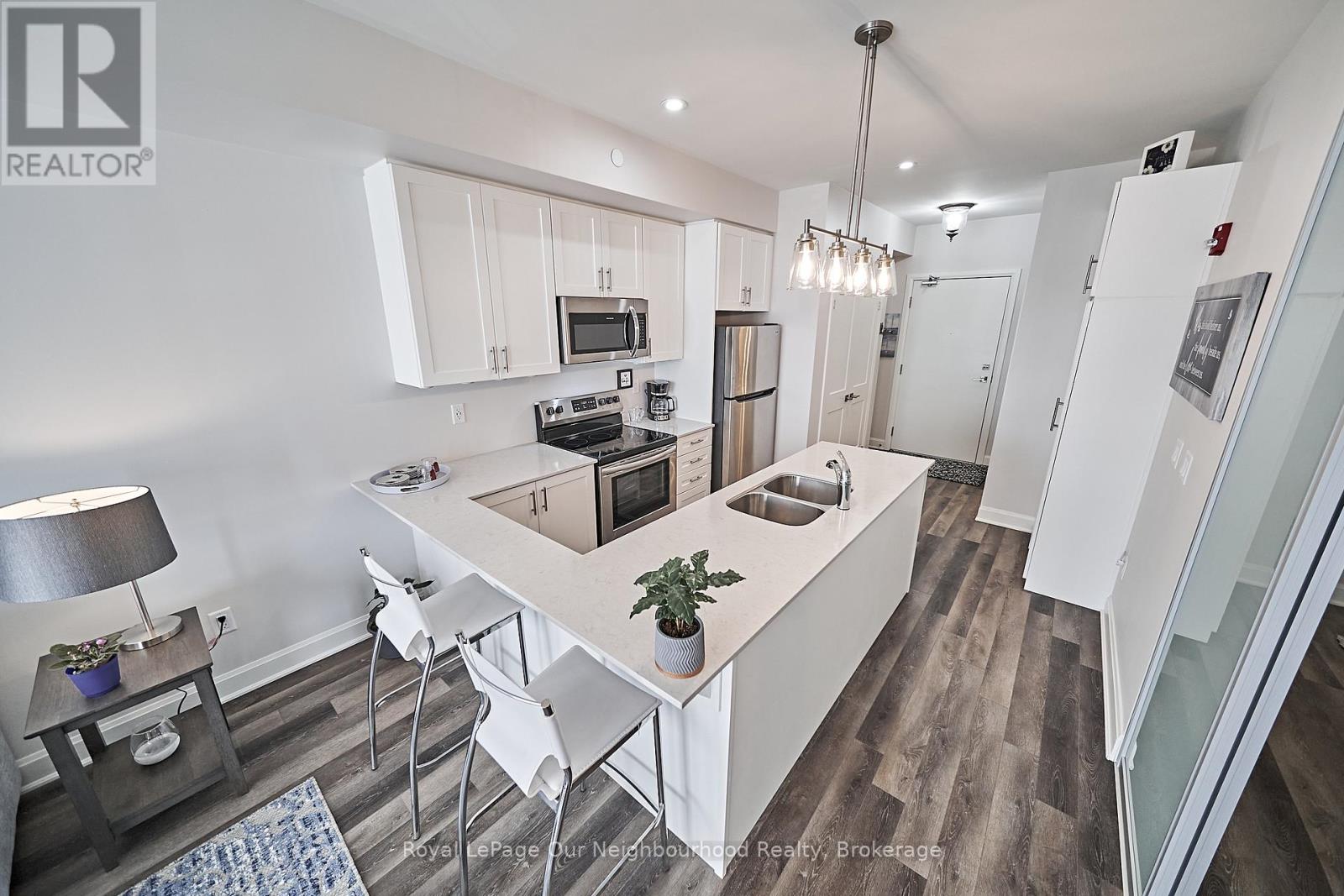 218 - 50 Lakebreeze Drive, Clarington (Newcastle), Ontario  L1B 0V9 - Photo 18 - E12367913