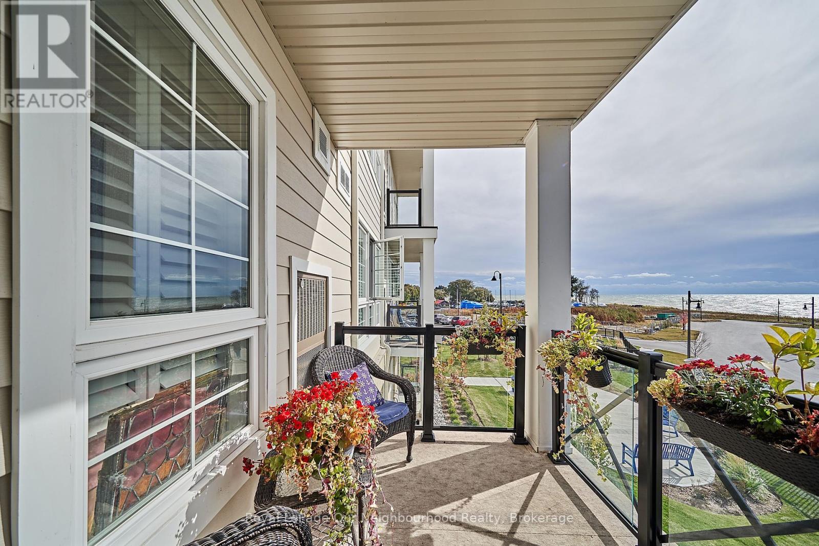 218 - 50 Lakebreeze Drive, Clarington (Newcastle), Ontario  L1B 0V9 - Photo 42 - E12367913
