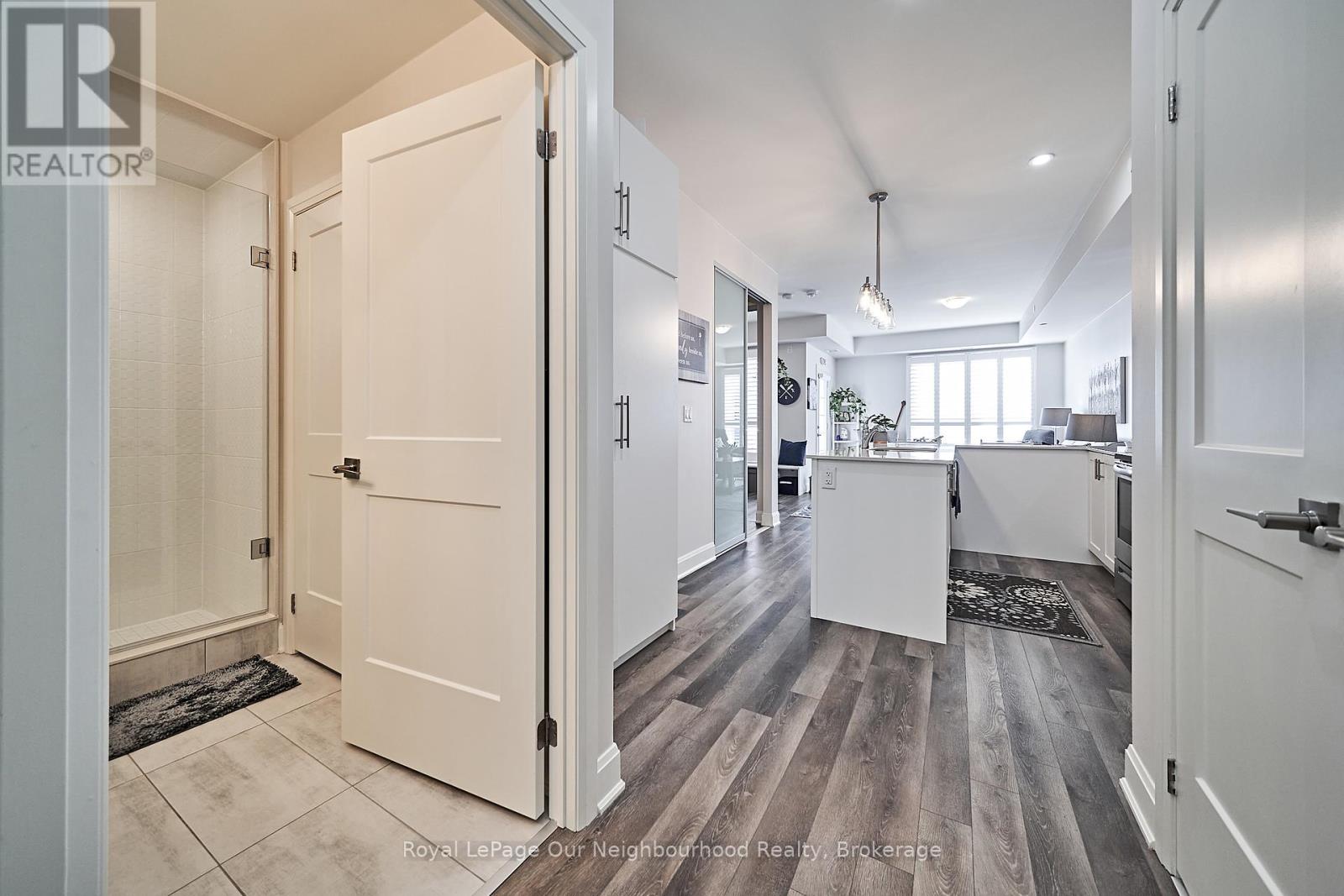 218 - 50 Lakebreeze Drive, Clarington (Newcastle), Ontario  L1B 0V9 - Photo 5 - E12367913