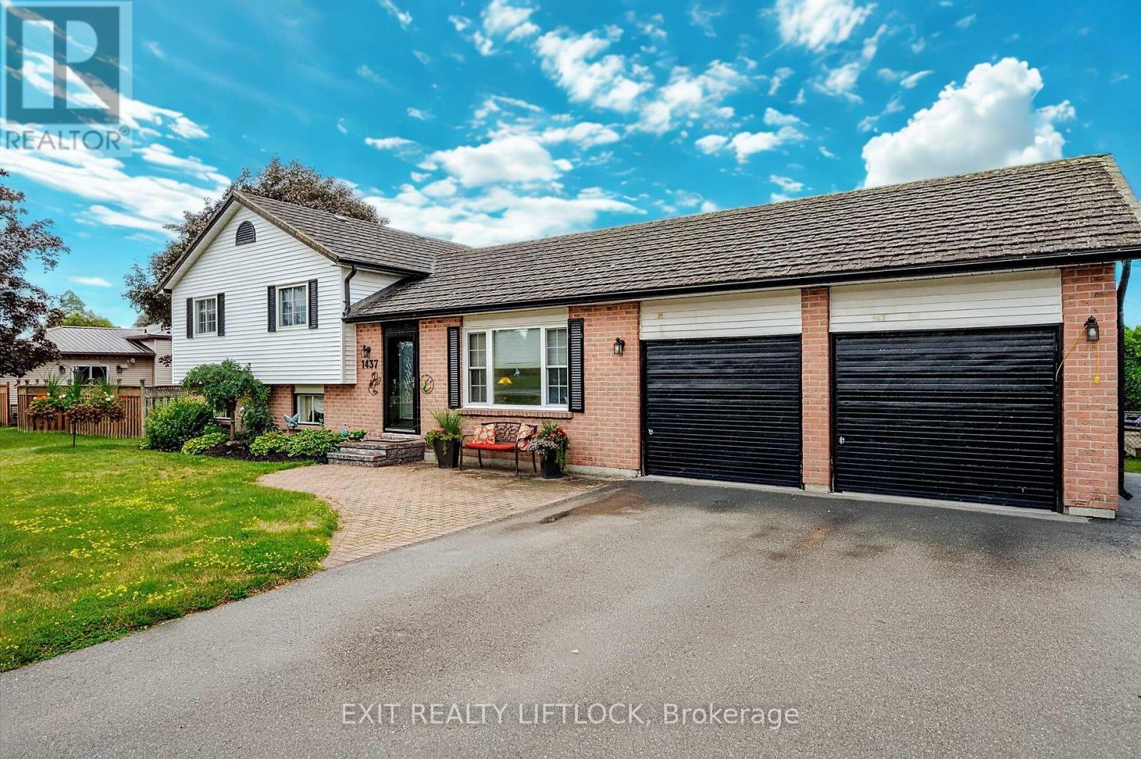 1437 Stewart Line, Cavan Monaghan (Cavan Twp), Ontario  L0A 1C0 - Photo 1 - X12367964