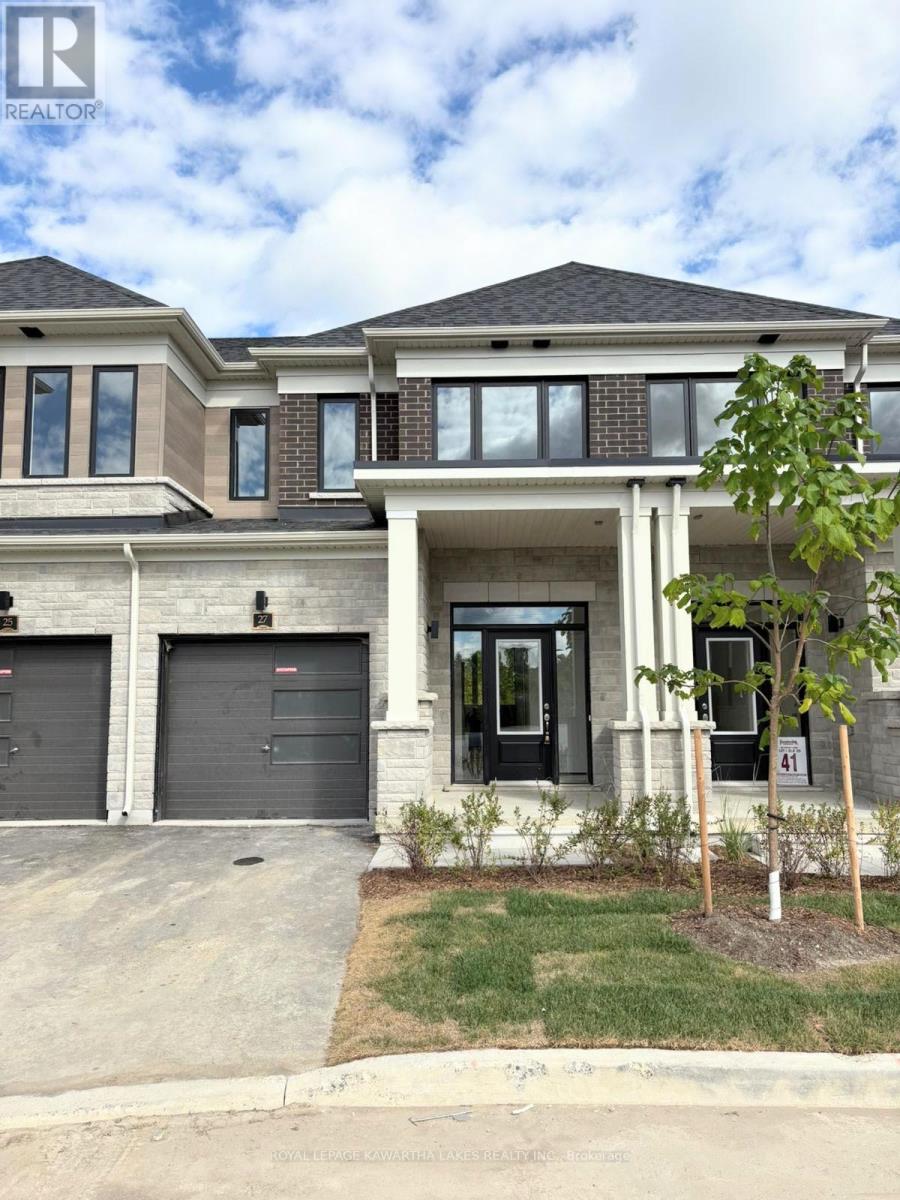 27 Hickey Lane, Kawartha Lakes (Lindsay), Ontario  K9V 0T3 - Photo 2 - X12367987