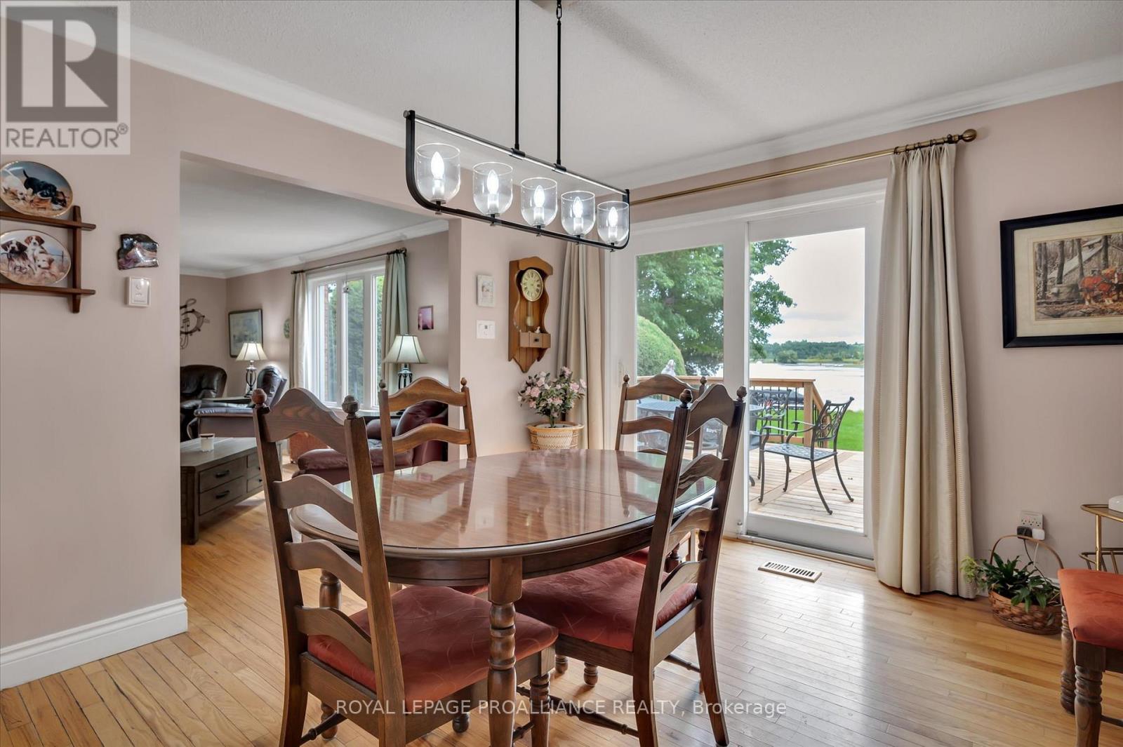 82 Cadillac Boulevard, Kawartha Lakes (Omemee), Ontario  K0L 2W0 - Photo 11 - X12368016