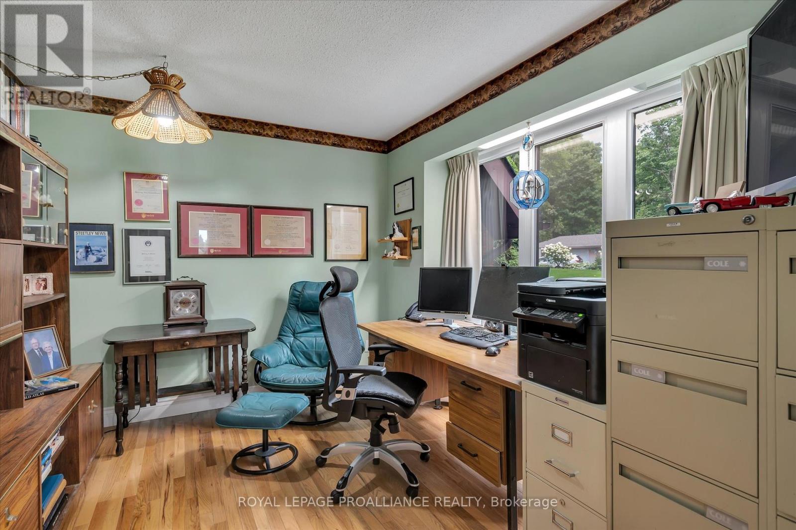 82 Cadillac Boulevard, Kawartha Lakes (Omemee), Ontario  K0L 2W0 - Photo 24 - X12368016
