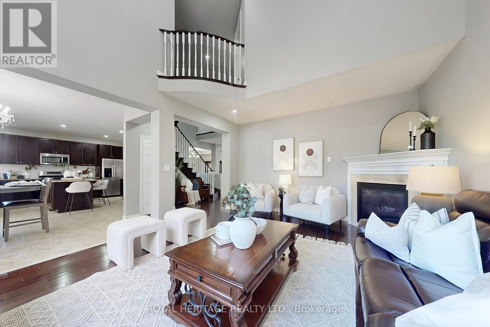 47 Sisson Lane, Clarington (Newcastle), Ontario  L1B 0A7 - Photo 4 - E12368076