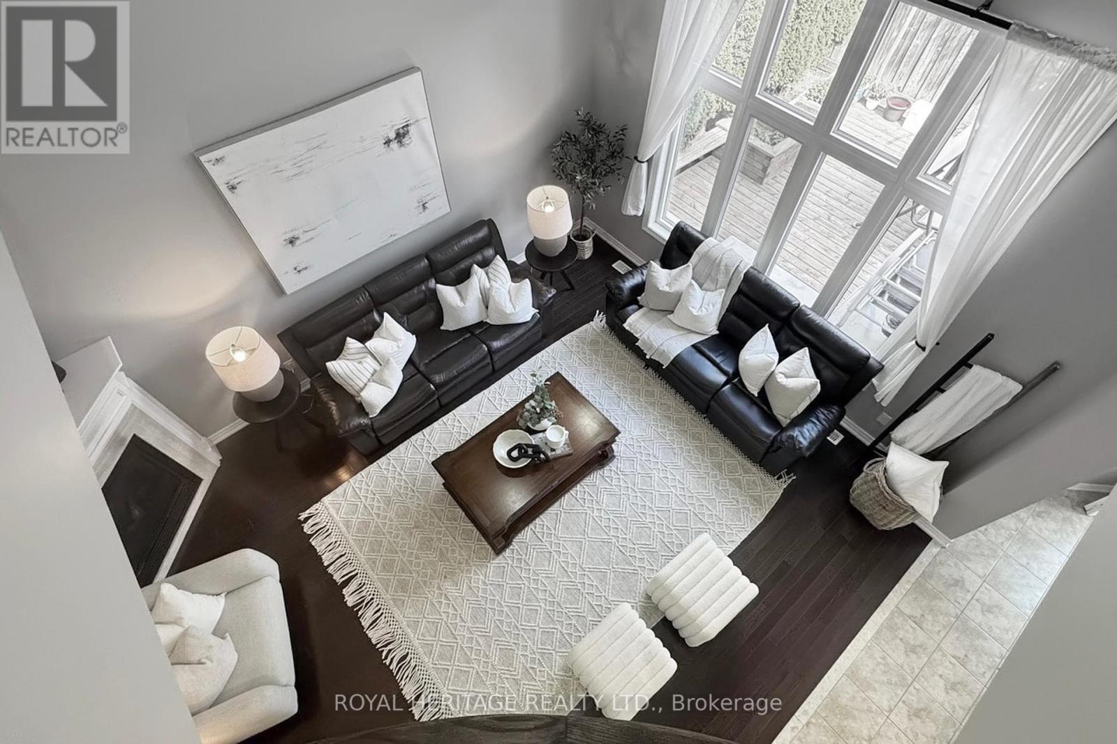 47 Sisson Lane, Clarington (Newcastle), Ontario  L1B 0A7 - Photo 5 - E12368076