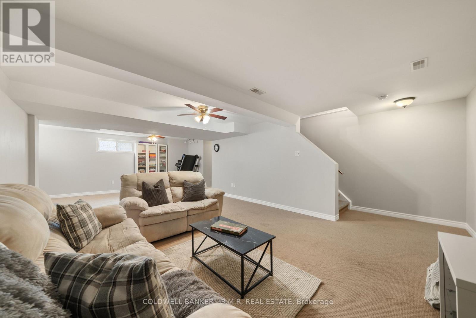 16 Wood Court, Kawartha Lakes (Lindsay), Ontario  K9V 6J4 - Photo 32 - X12368179