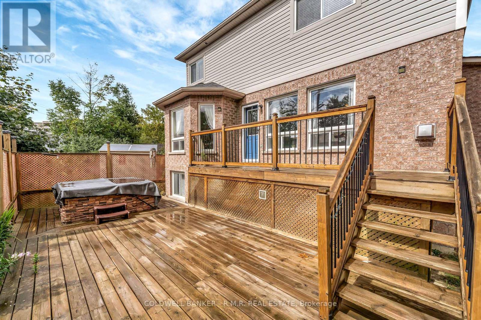 16 Wood Court, Kawartha Lakes (Lindsay), Ontario  K9V 6J4 - Photo 40 - X12368179