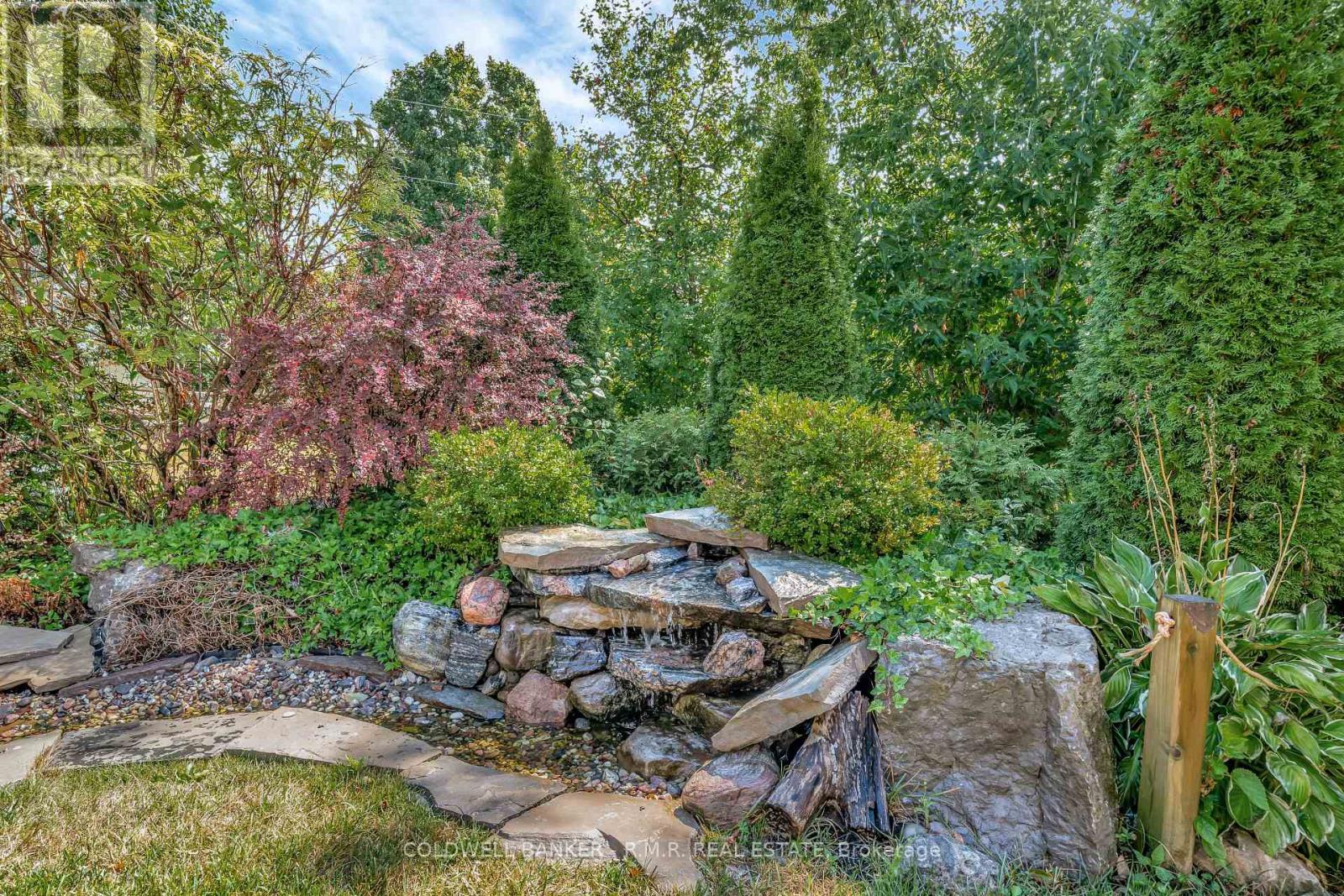 16 Wood Court, Kawartha Lakes (Lindsay), Ontario  K9V 6J4 - Photo 47 - X12368179