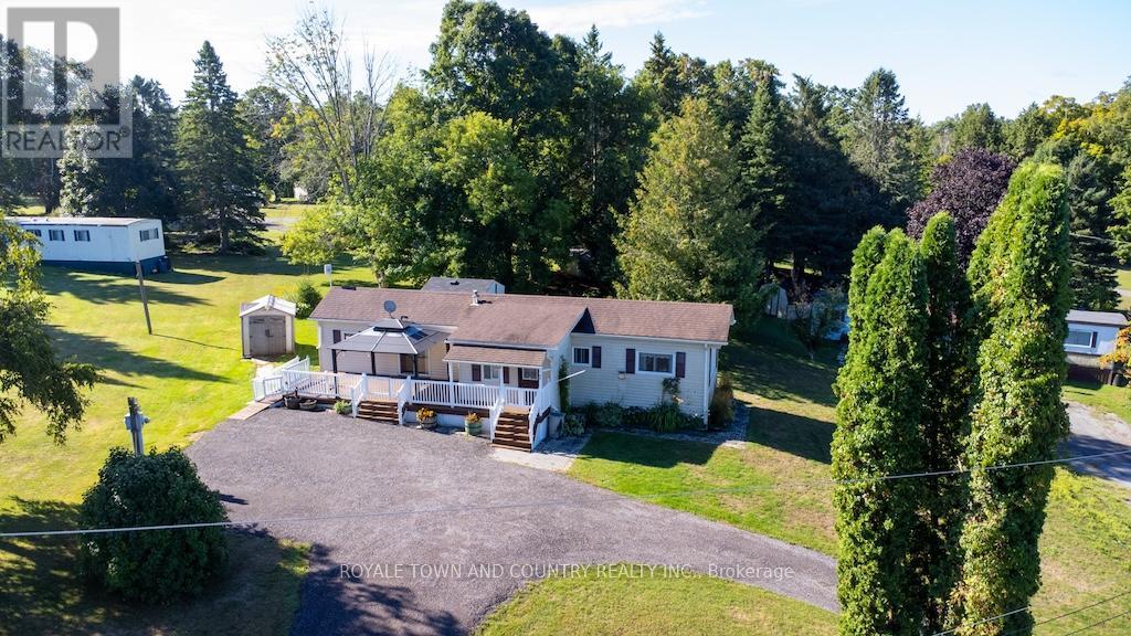 7 Marlene Drive, Kawartha Lakes (Manvers), Ontario  L0A 1A0 - Photo 2 - X12368258