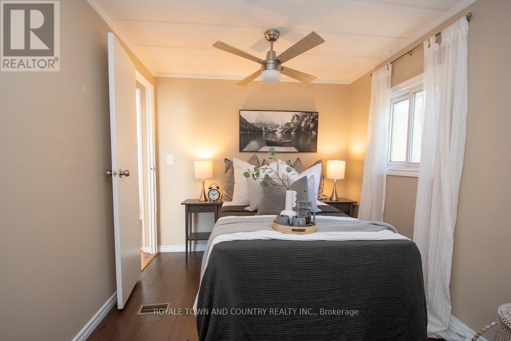 7 Marlene Drive, Kawartha Lakes (Manvers), Ontario  L0A 1A0 - Photo 23 - X12368258