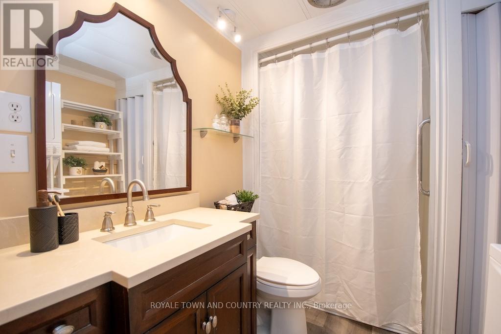 7 Marlene Drive, Kawartha Lakes (Manvers), Ontario  L0A 1A0 - Photo 28 - X12368258
