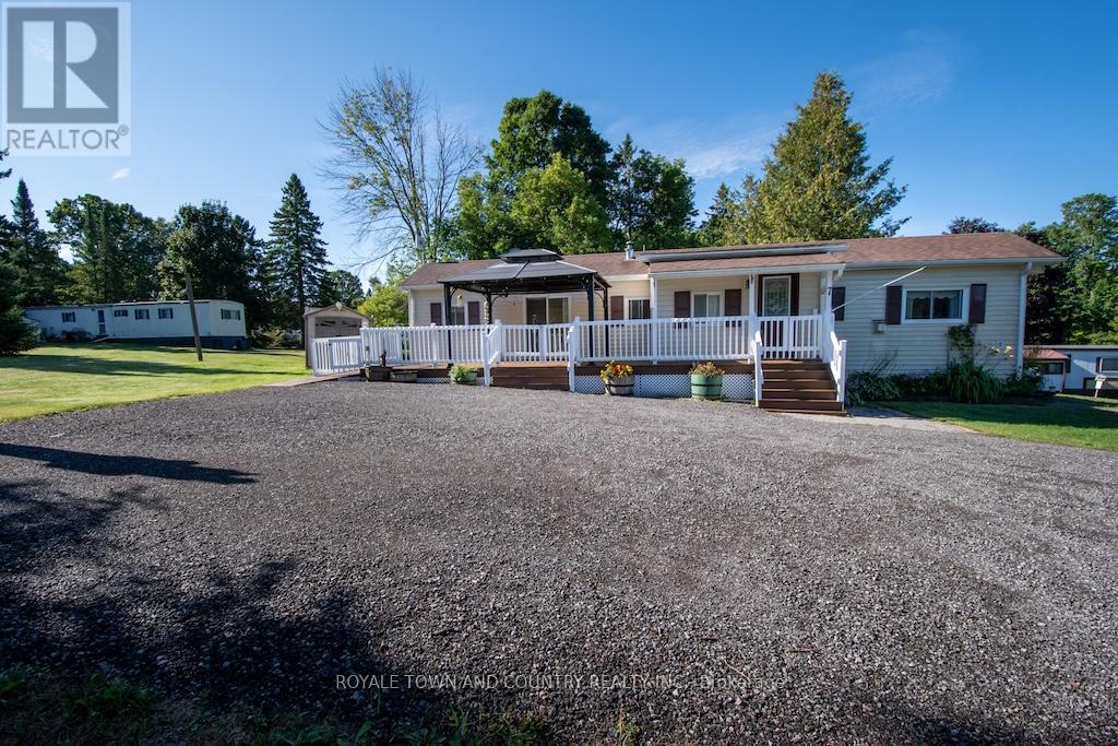 7 Marlene Drive, Kawartha Lakes (Manvers), Ontario  L0A 1A0 - Photo 4 - X12368258