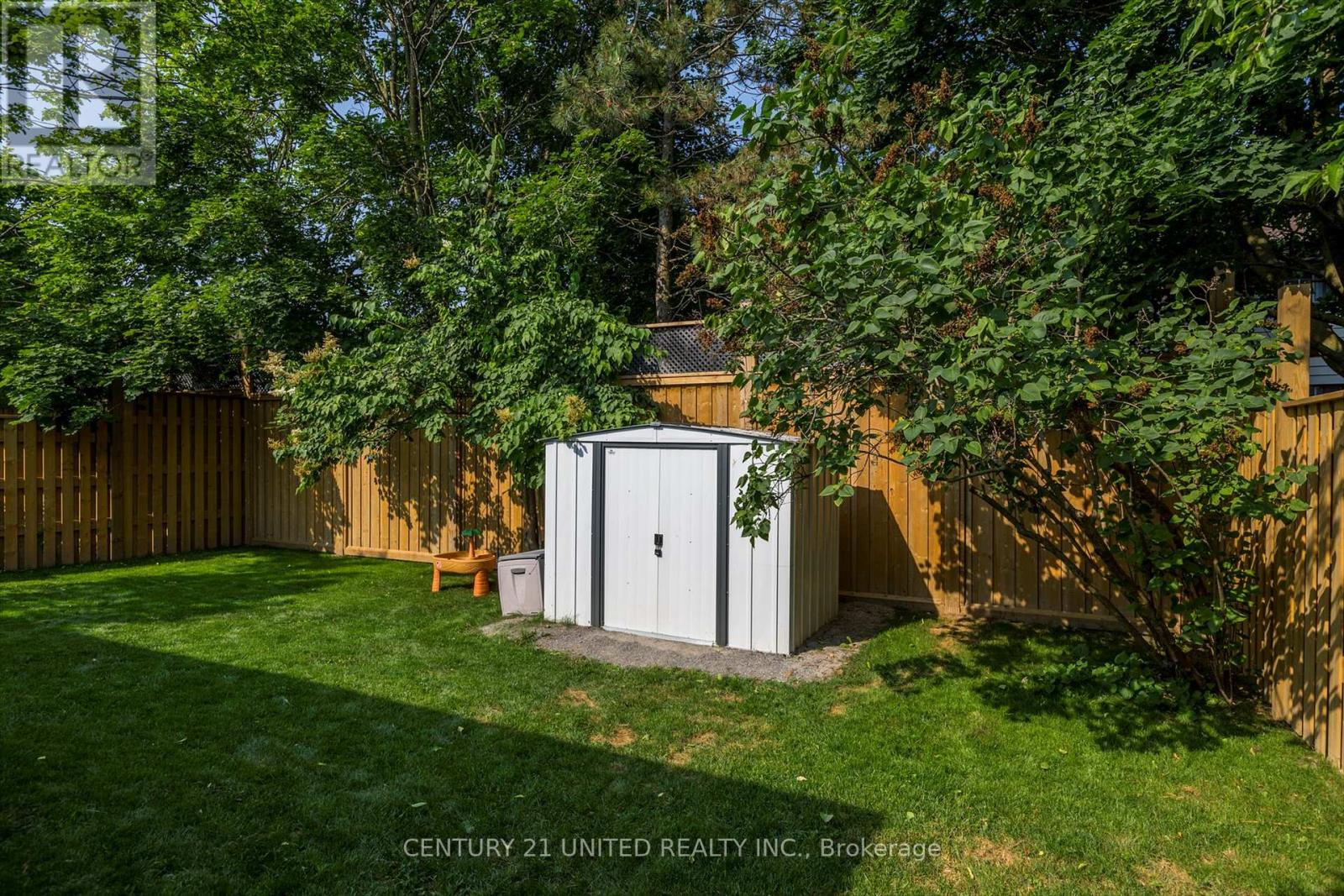 561 Barnes Crescent, Peterborough (Otonabee Ward 1), Ontario  K9J 7Z2 - Photo 40 - X12368340