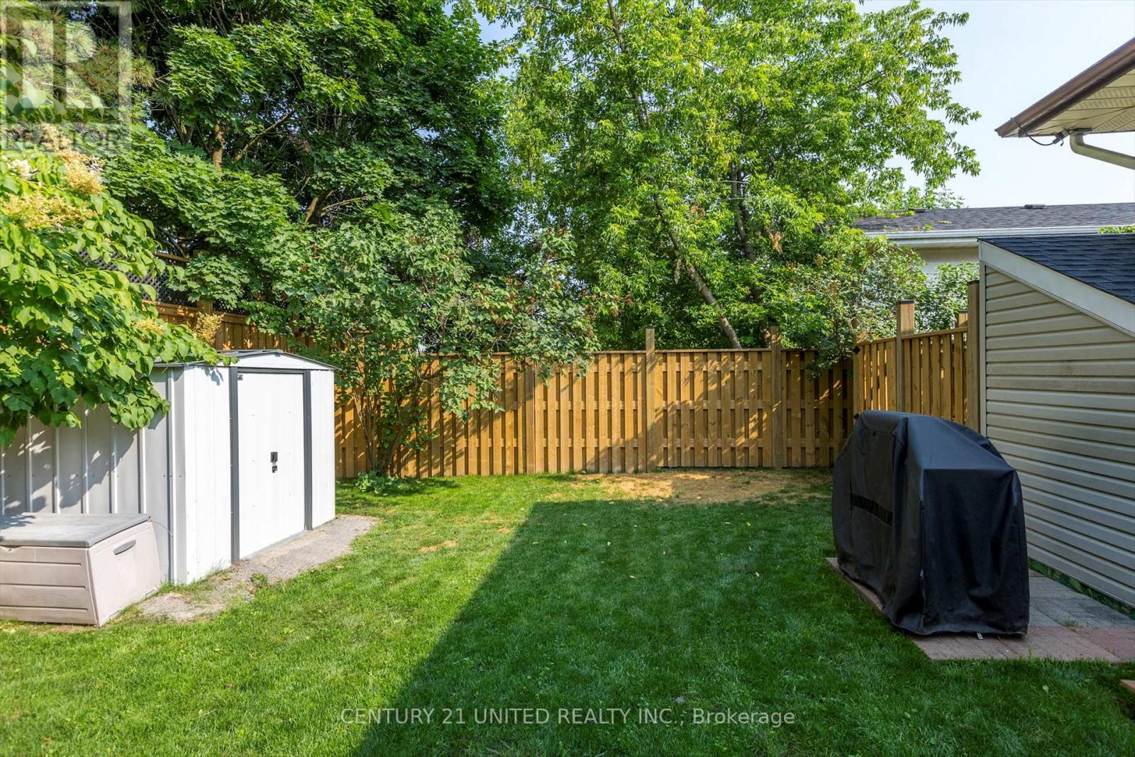 561 Barnes Crescent, Peterborough (Otonabee Ward 1), Ontario  K9J 7Z2 - Photo 46 - X12368340