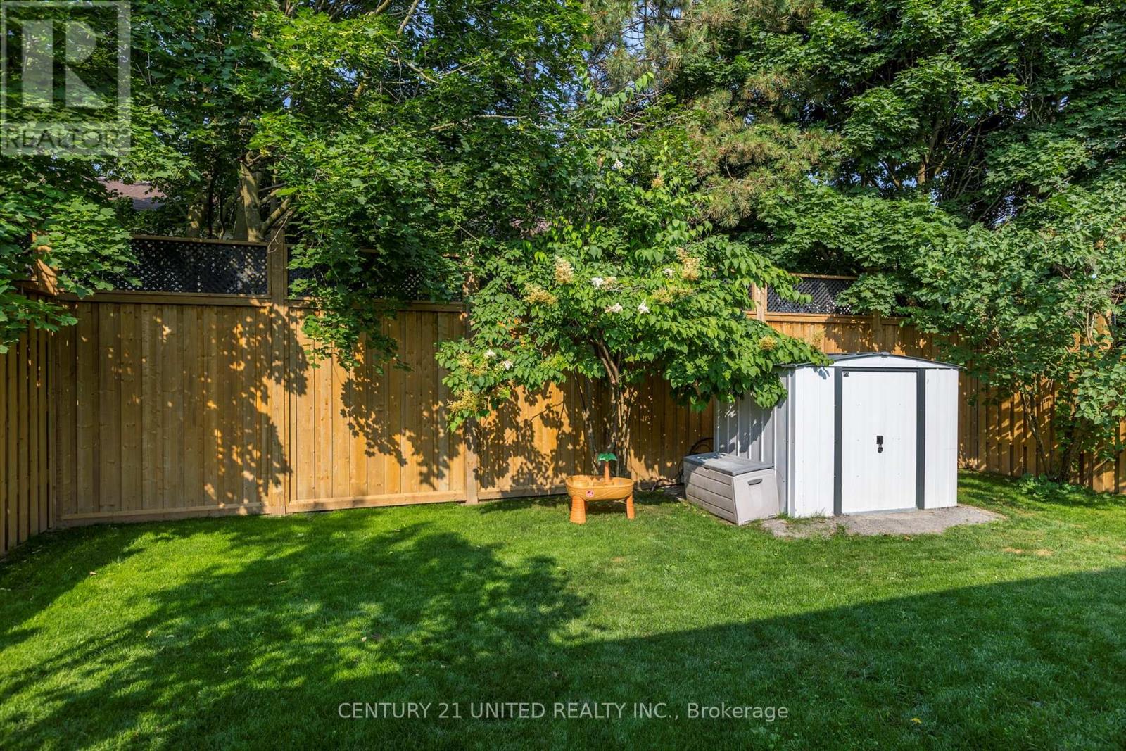 561 Barnes Crescent, Peterborough (Otonabee Ward 1), Ontario  K9J 7Z2 - Photo 47 - X12368340