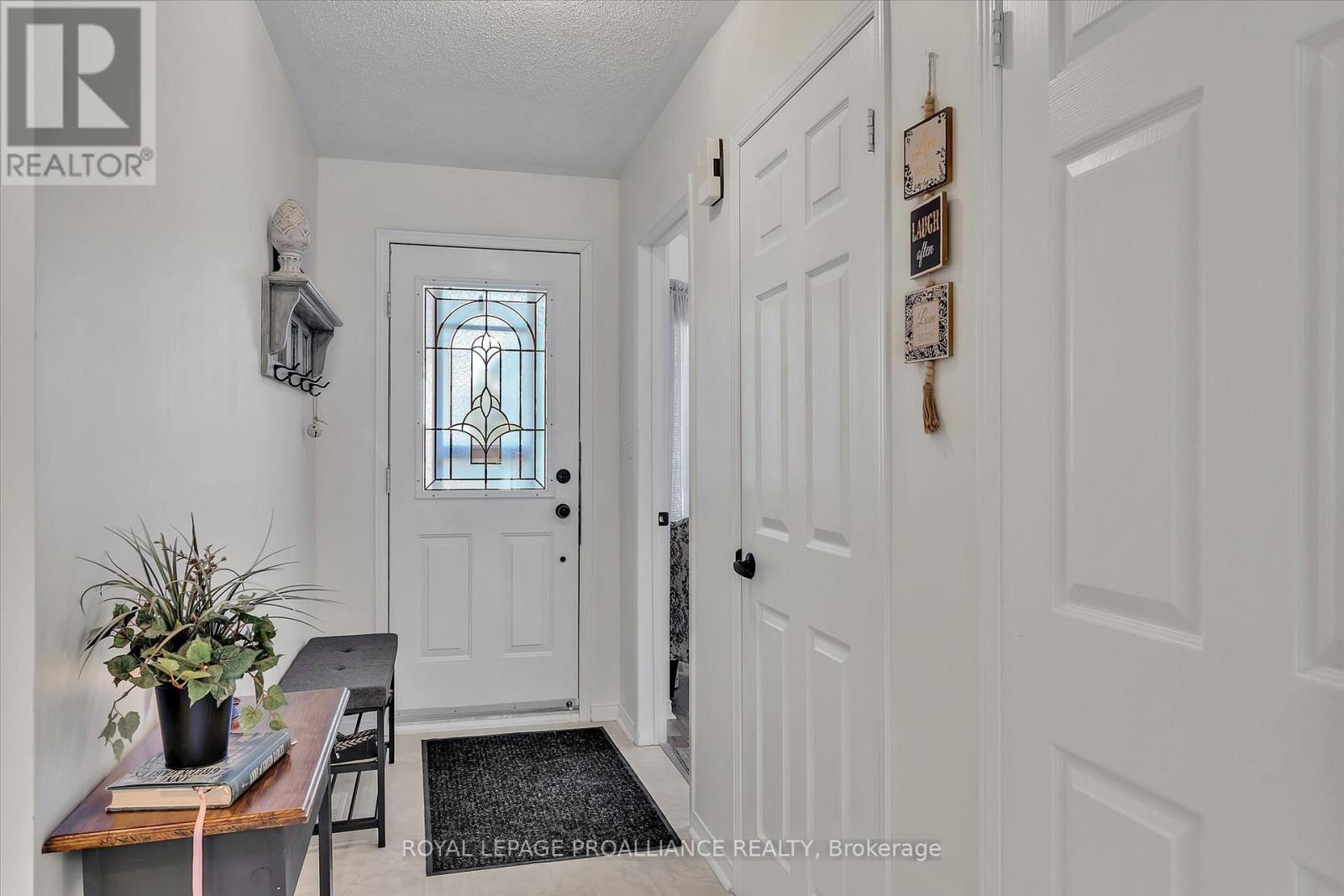 1269 Eagle Crescent, Peterborough (Monaghan Ward 2), Ontario  K9K 2K6 - Photo 27 - X12368447