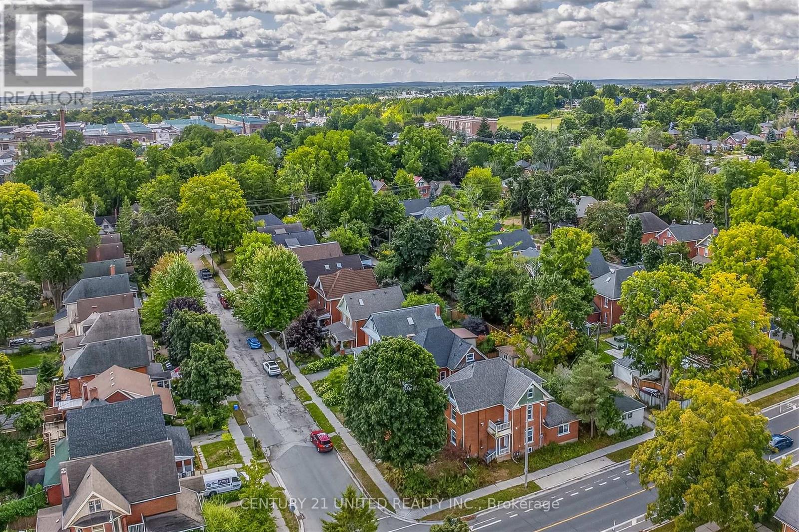 317 Margaret Avenue, Peterborough (Town Ward 3), Ontario  K9J 5H1 - Photo 36 - X12368455