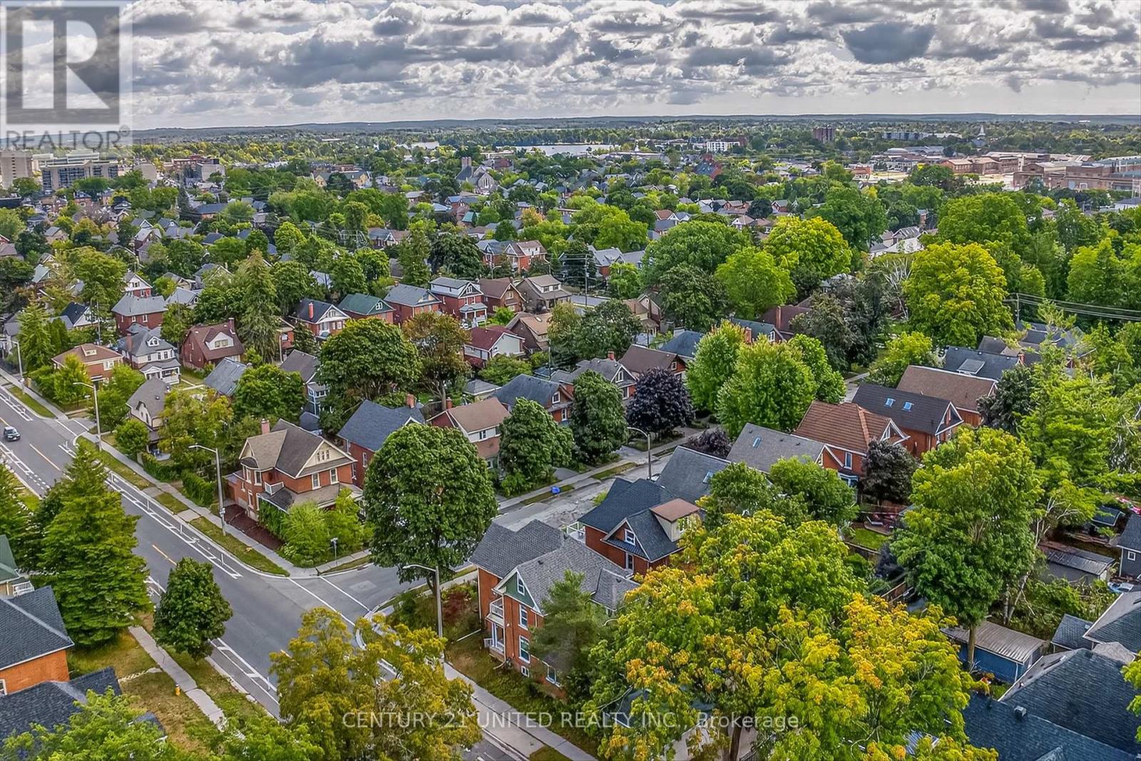 317 Margaret Avenue, Peterborough (Town Ward 3), Ontario  K9J 5H1 - Photo 37 - X12368455