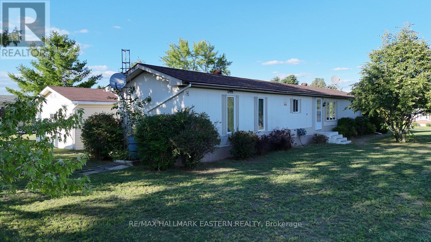 30 Lake Street, Havelock-Belmont-Methuen (Belmont-Methuen), Ontario  K0L 1Z0 - Photo 31 - X12368535